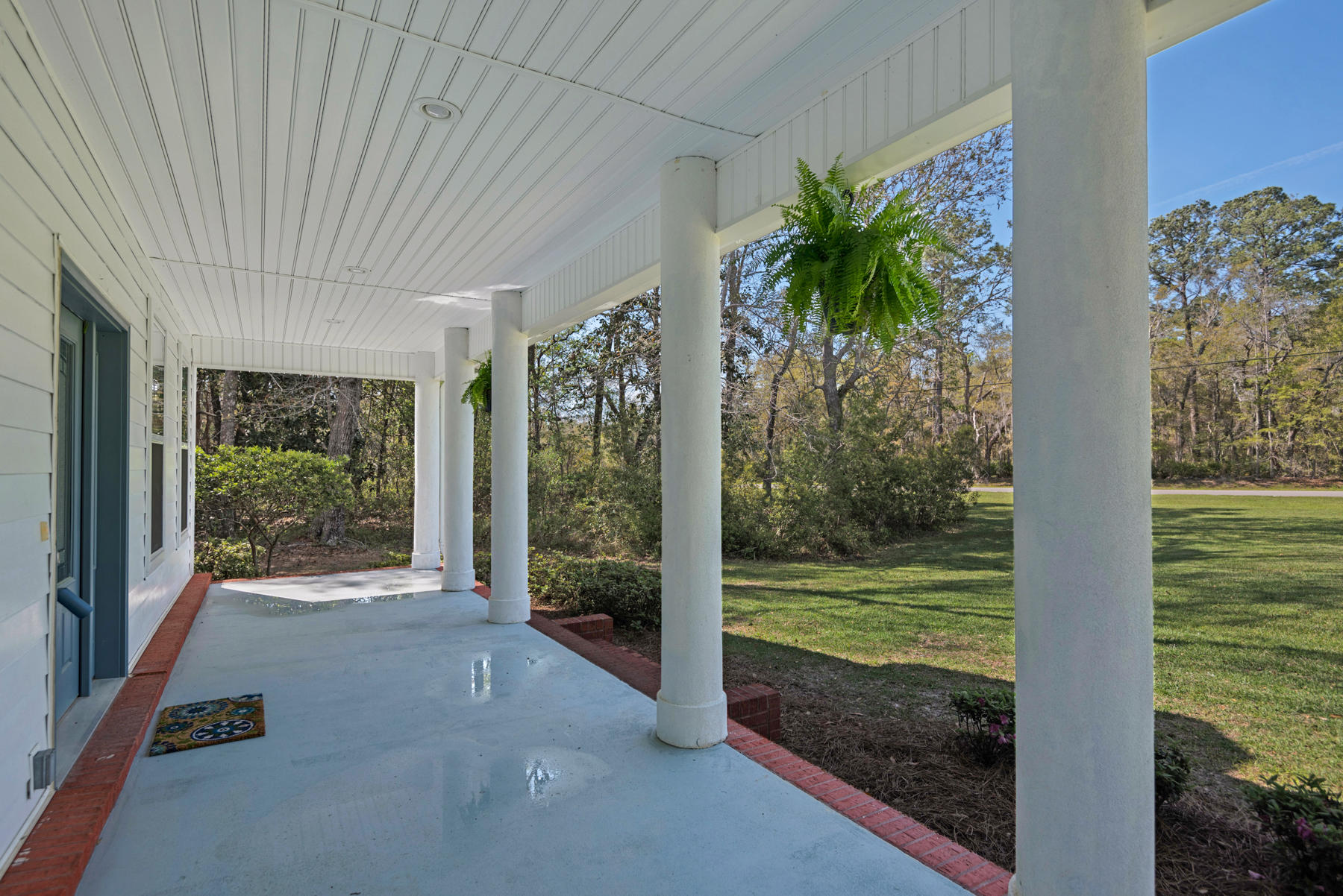 Bay Loop Rd - Residential