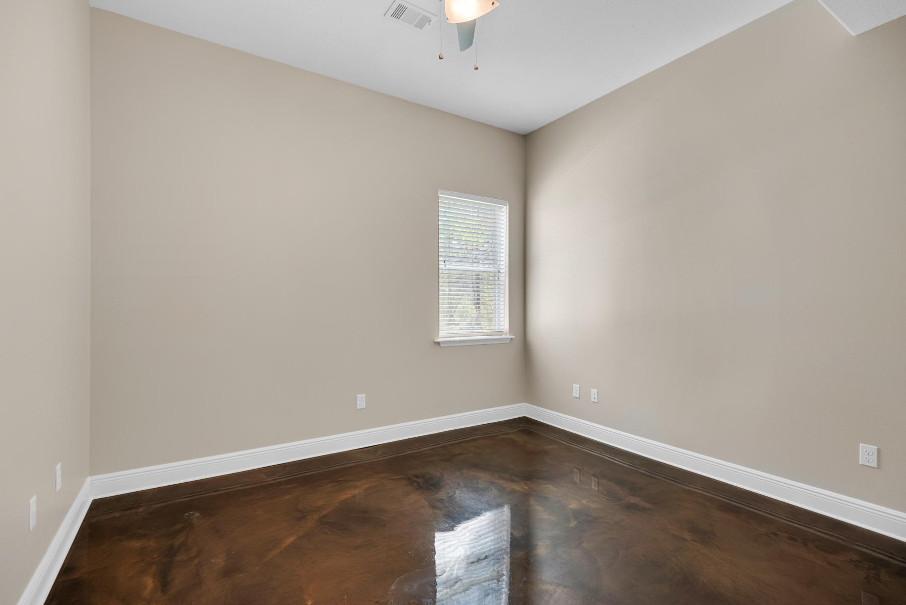 Bay Loop Rd - Residential