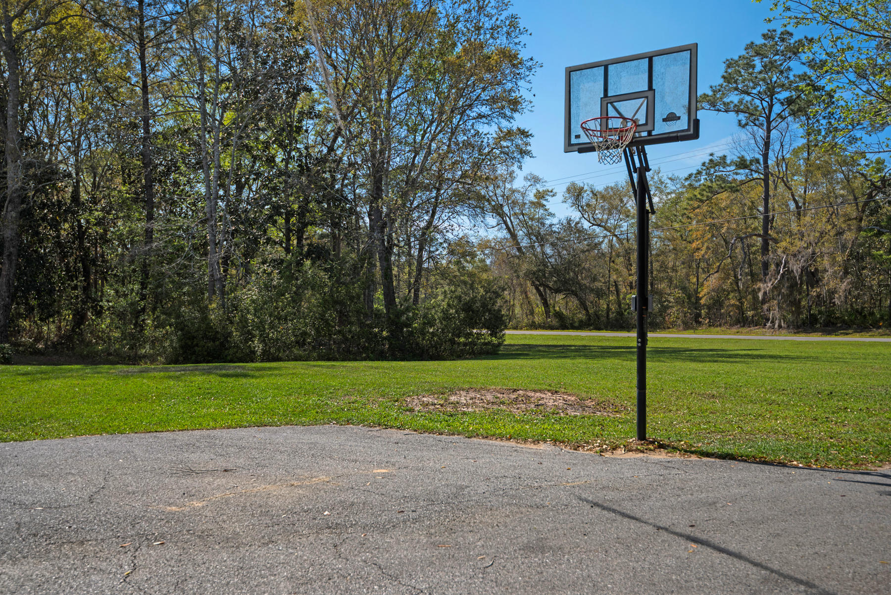 Bay Loop Rd - Residential
