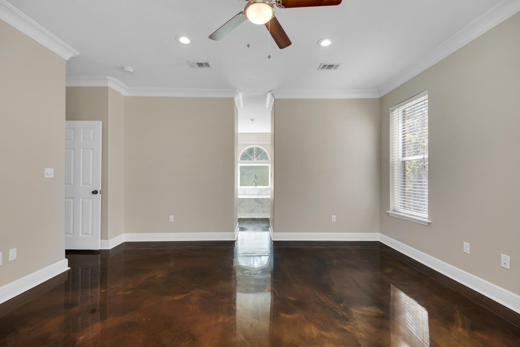 Bay Loop Rd - Residential