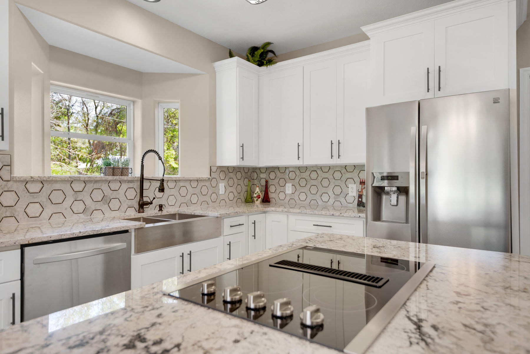 Bay Loop Rd - Residential