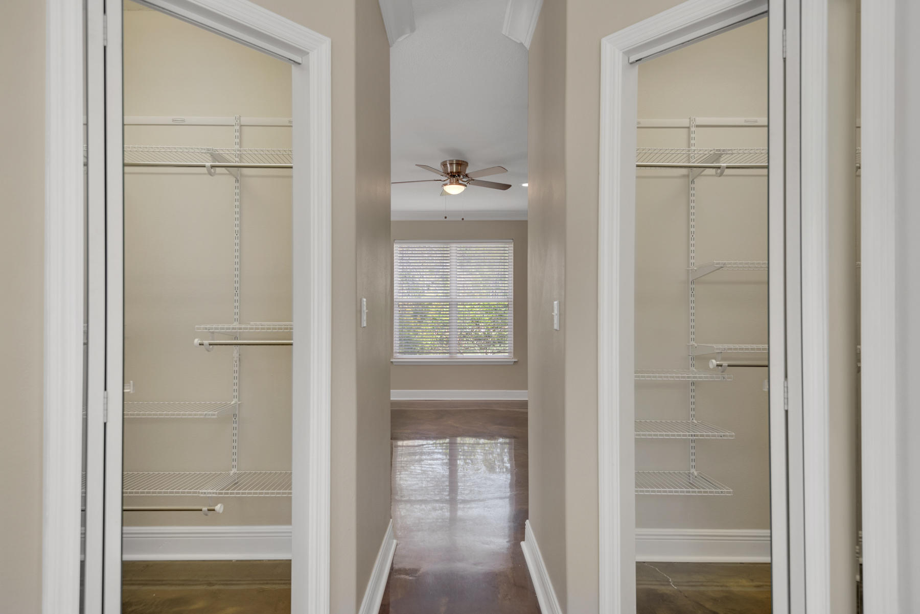 Bay Loop Rd - Residential