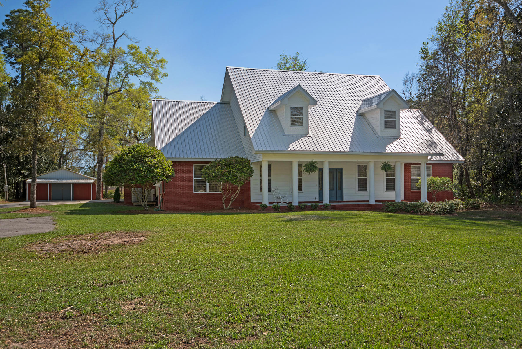 Bay Loop Rd - Residential