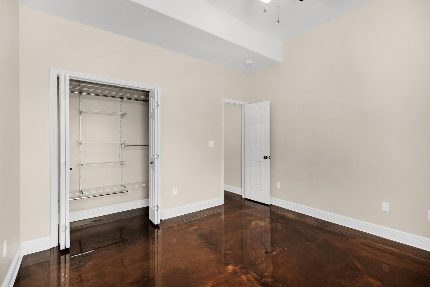 Bay Loop Rd - Residential