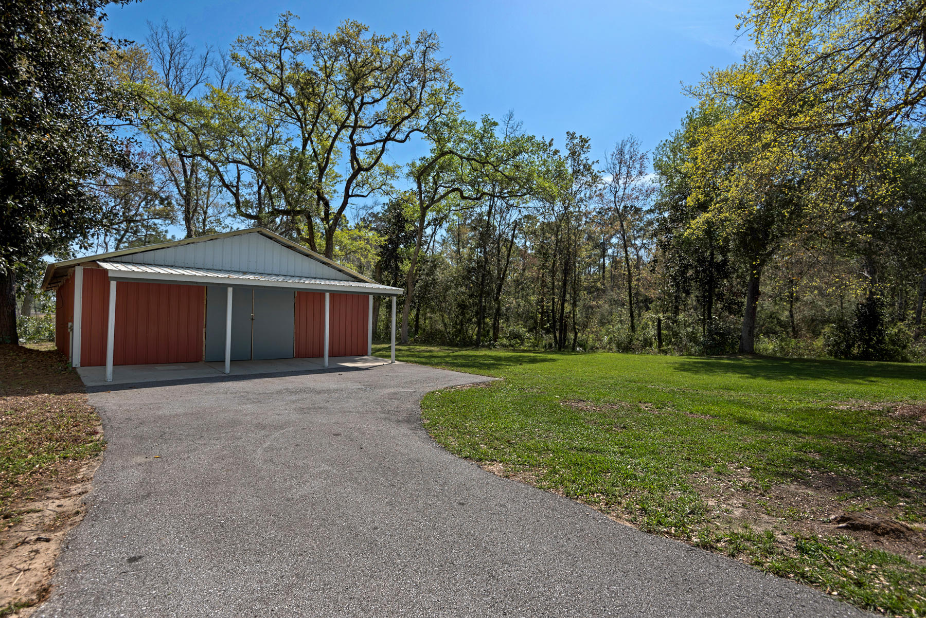 Bay Loop Rd - Residential