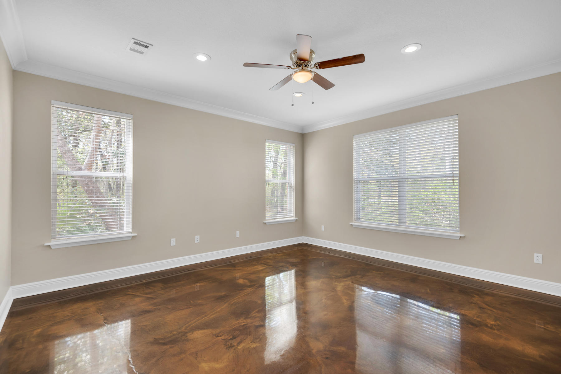 Bay Loop Rd - Residential