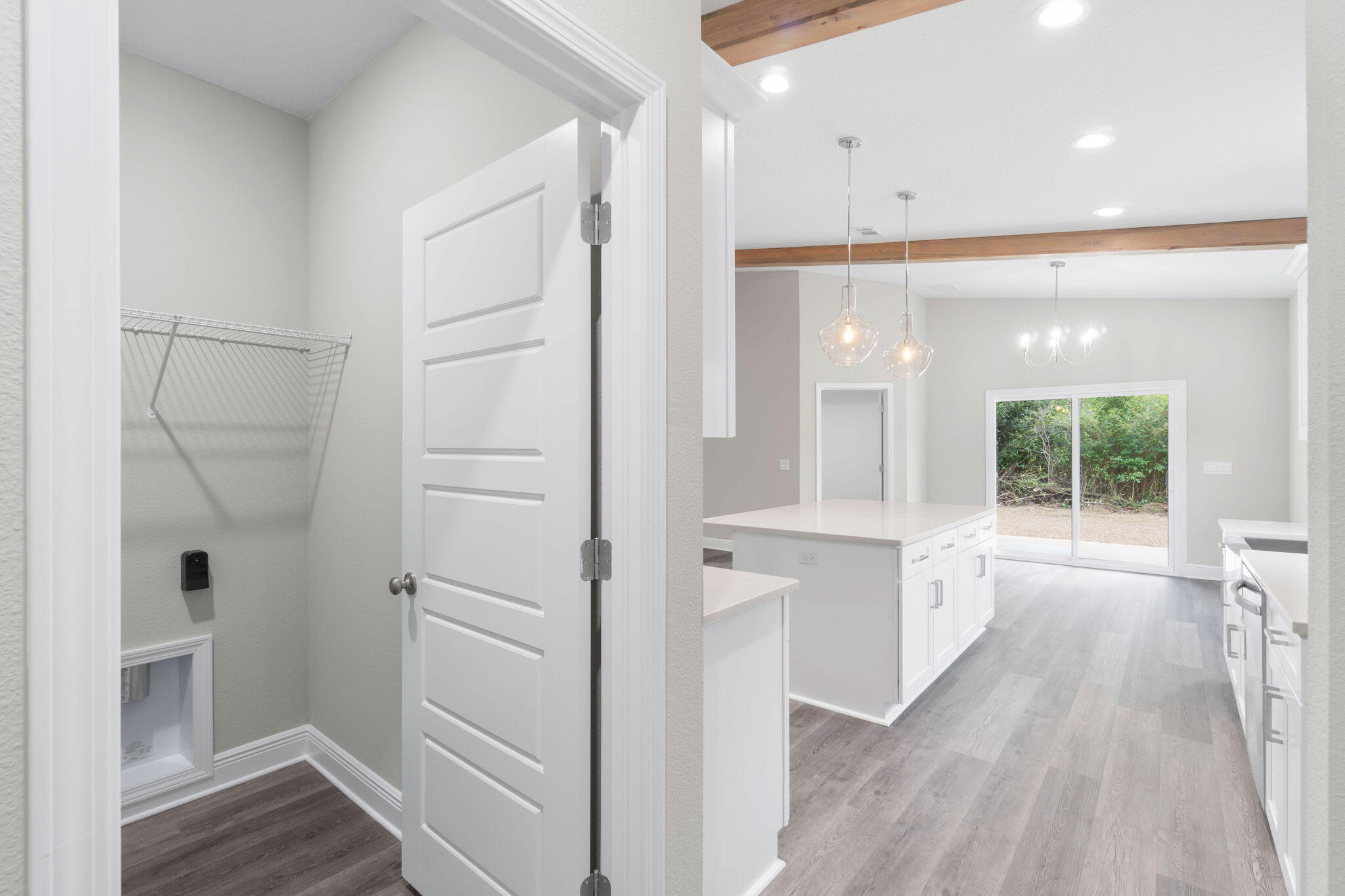 CRESCENT SHORES - Residential