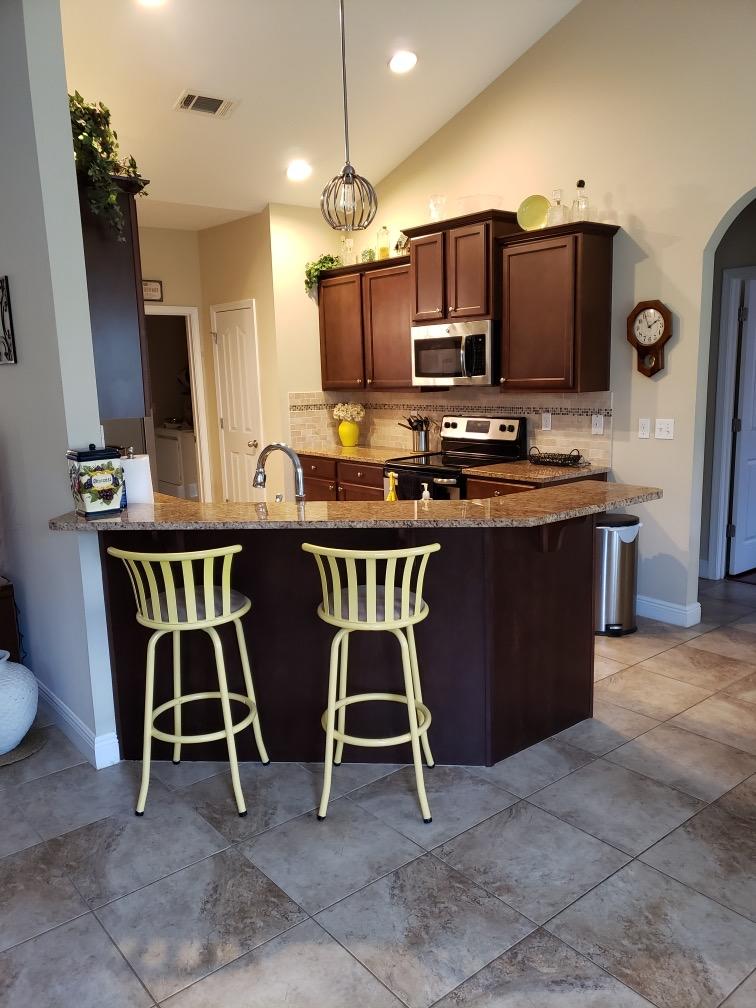 ROLLING RIDGE S/D     LOT 45 - Residential