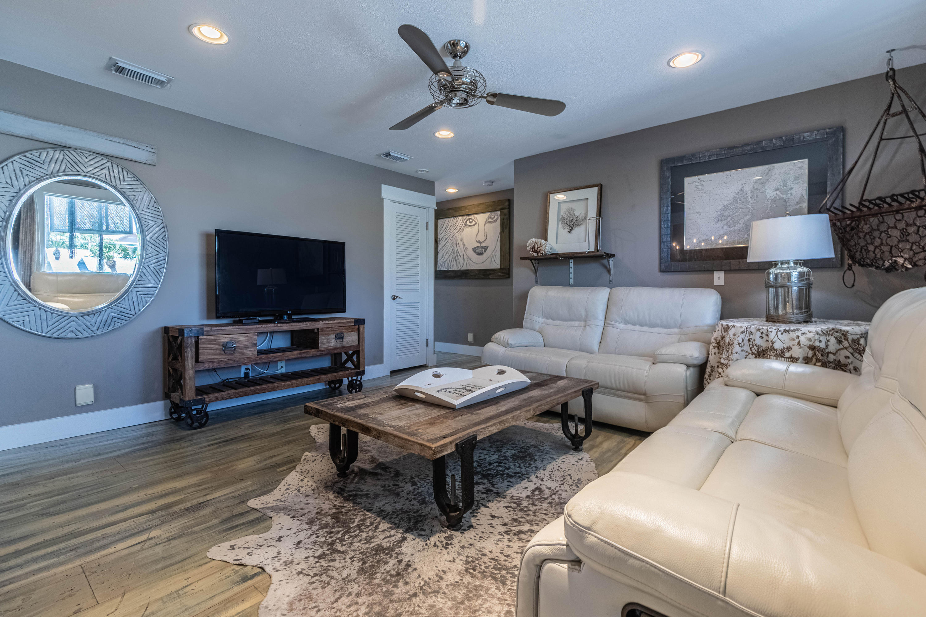 MIRAMAR BEACH - Residential