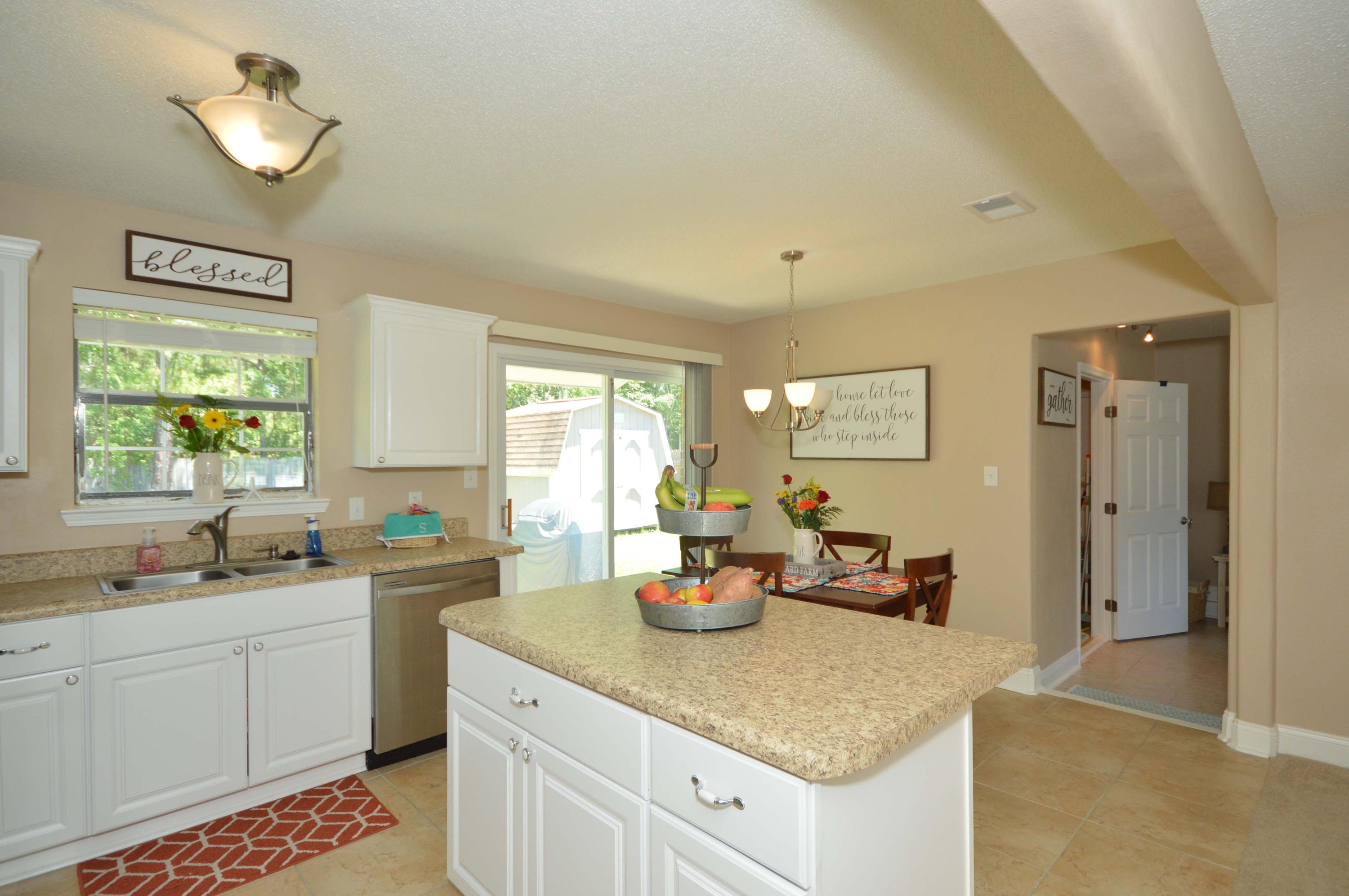 SANTA ROSA SHORES - Residential