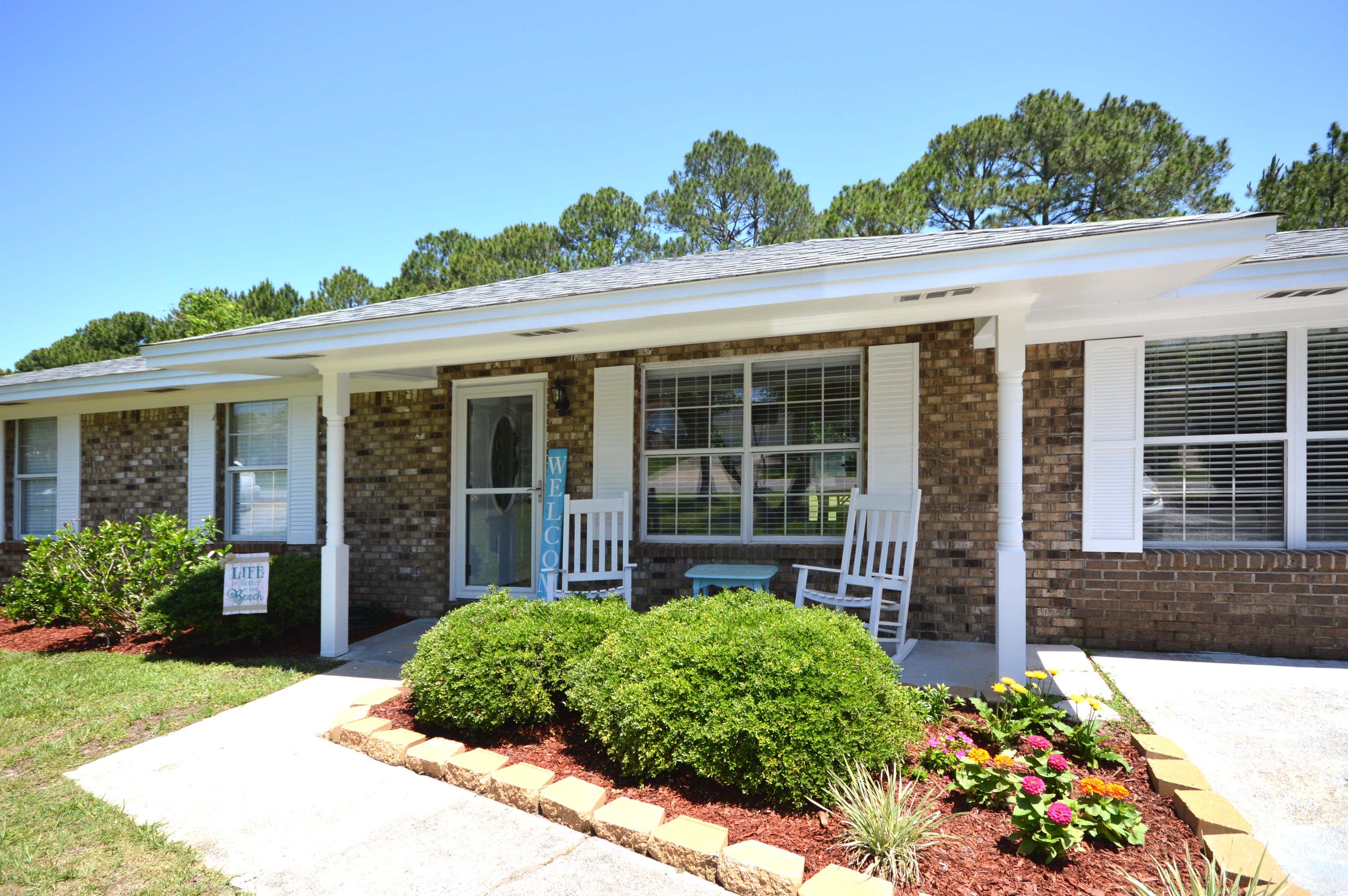 SANTA ROSA SHORES - Residential