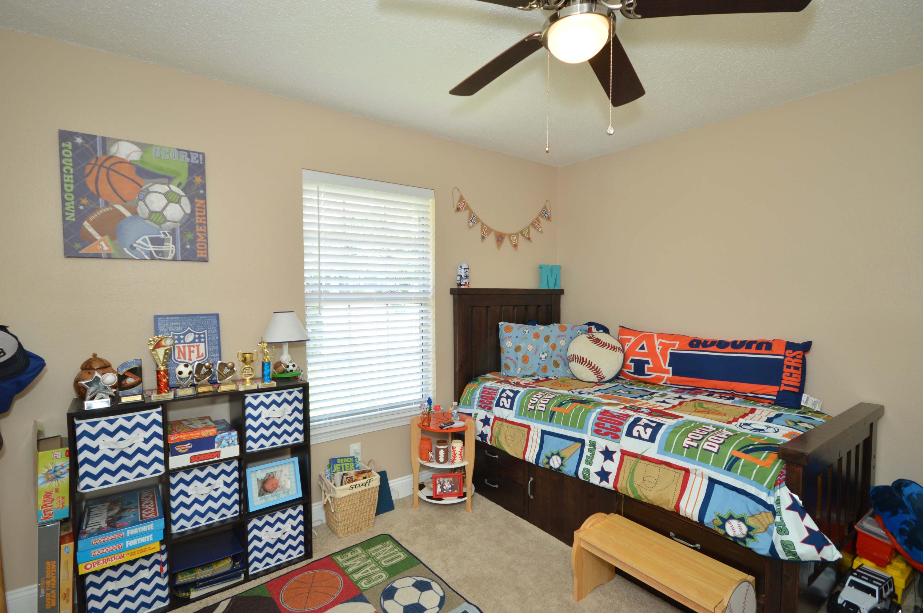 SANTA ROSA SHORES - Residential