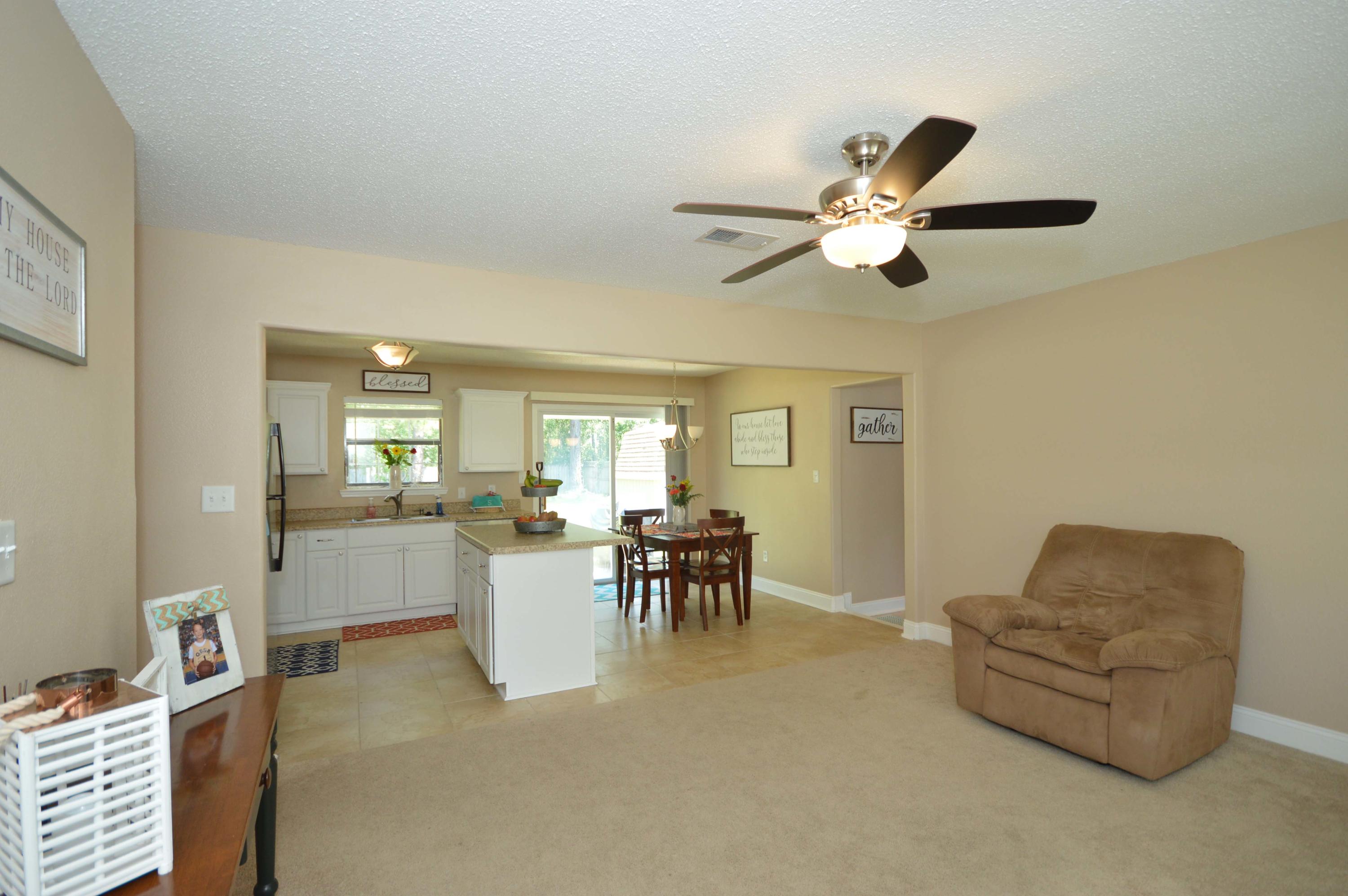 SANTA ROSA SHORES - Residential