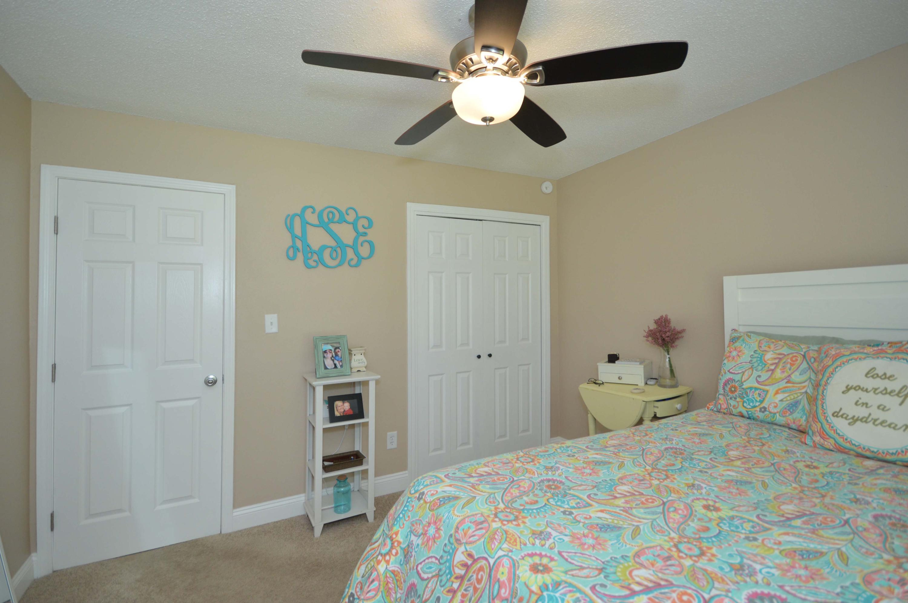 SANTA ROSA SHORES - Residential