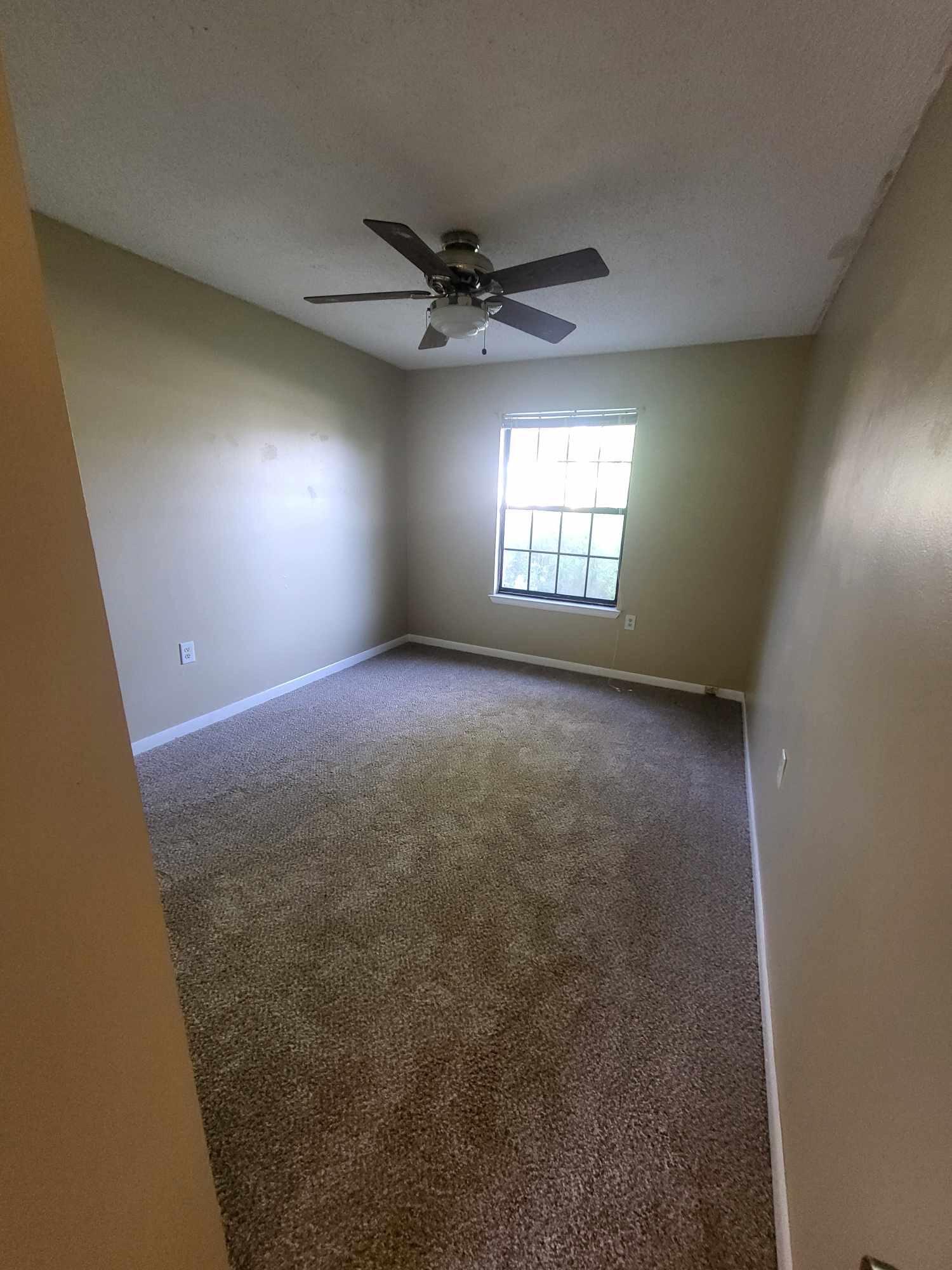 Holly/Navarre - Residential Lease
