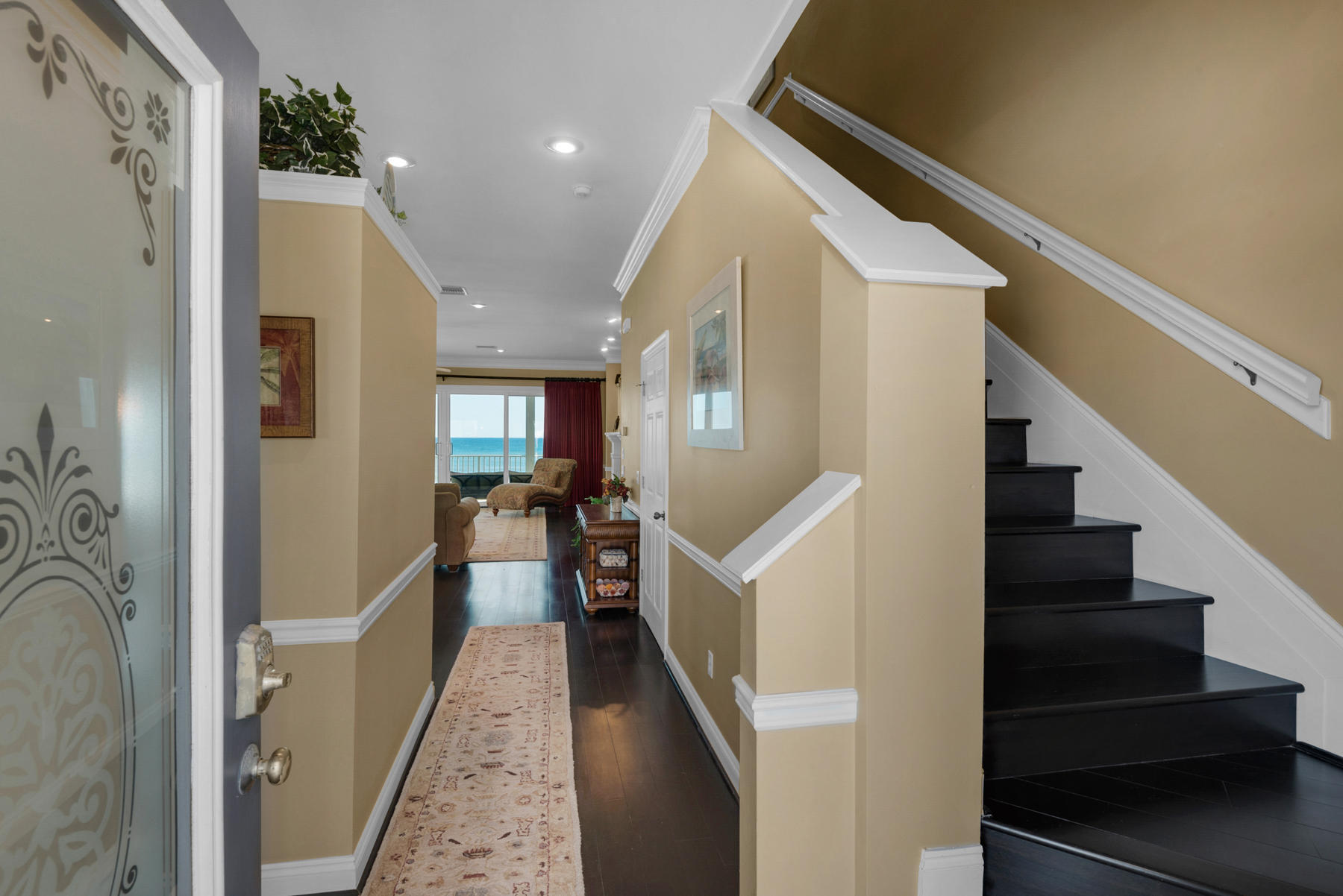LAGUNA BEACH ESTATES - Residential