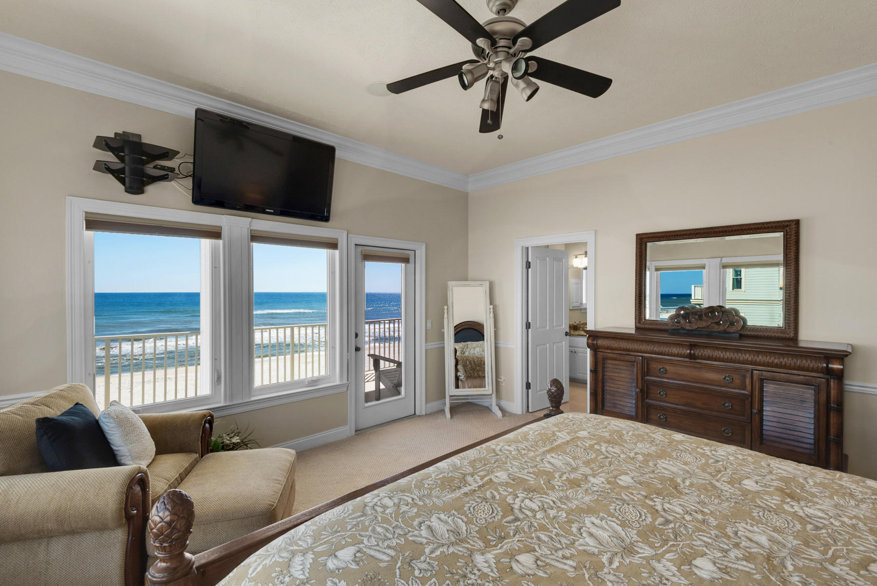 LAGUNA BEACH ESTATES - Residential