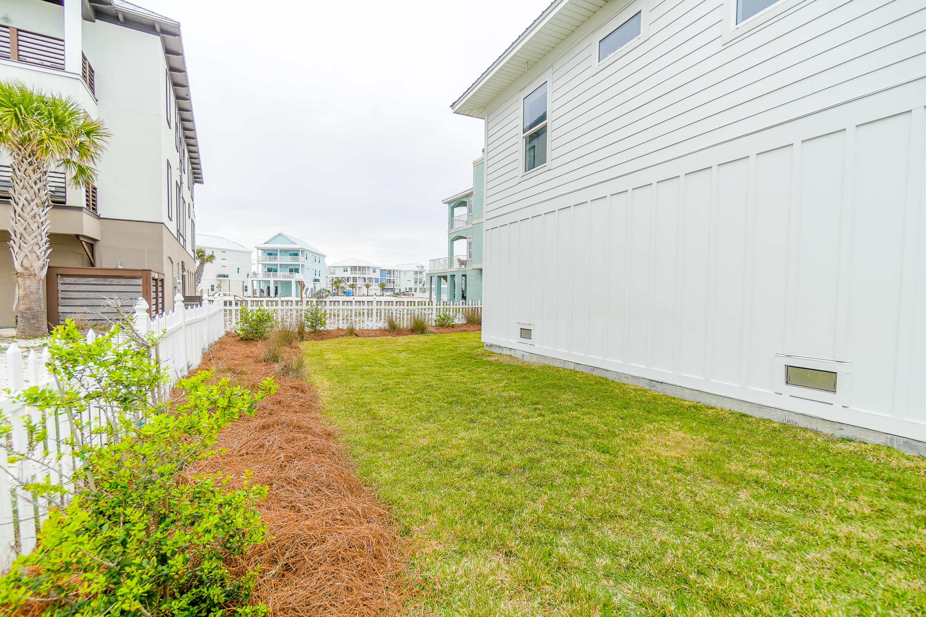 NAVARRE BEACH - Residential