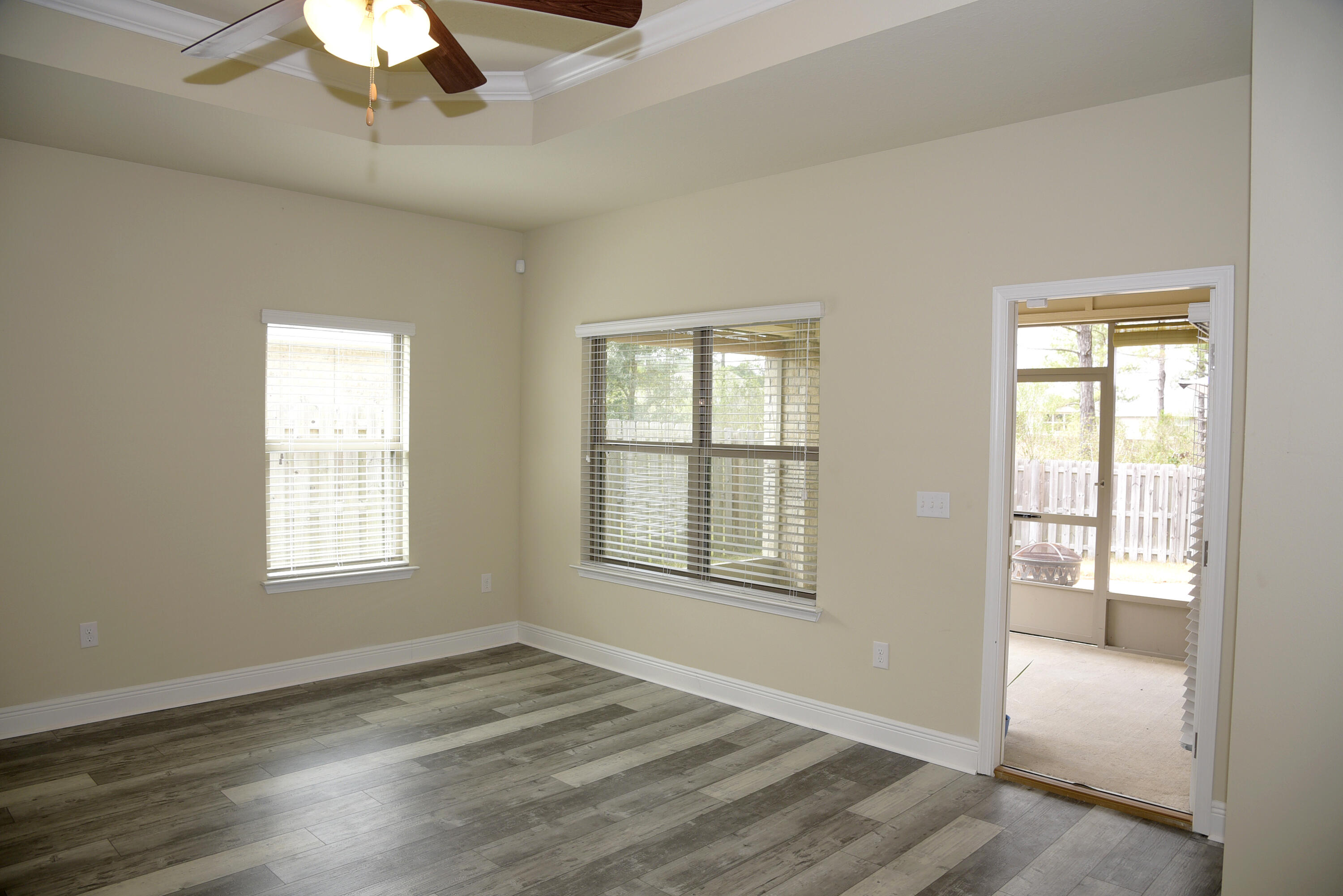 HAMMOCK BAY - Residential Lease