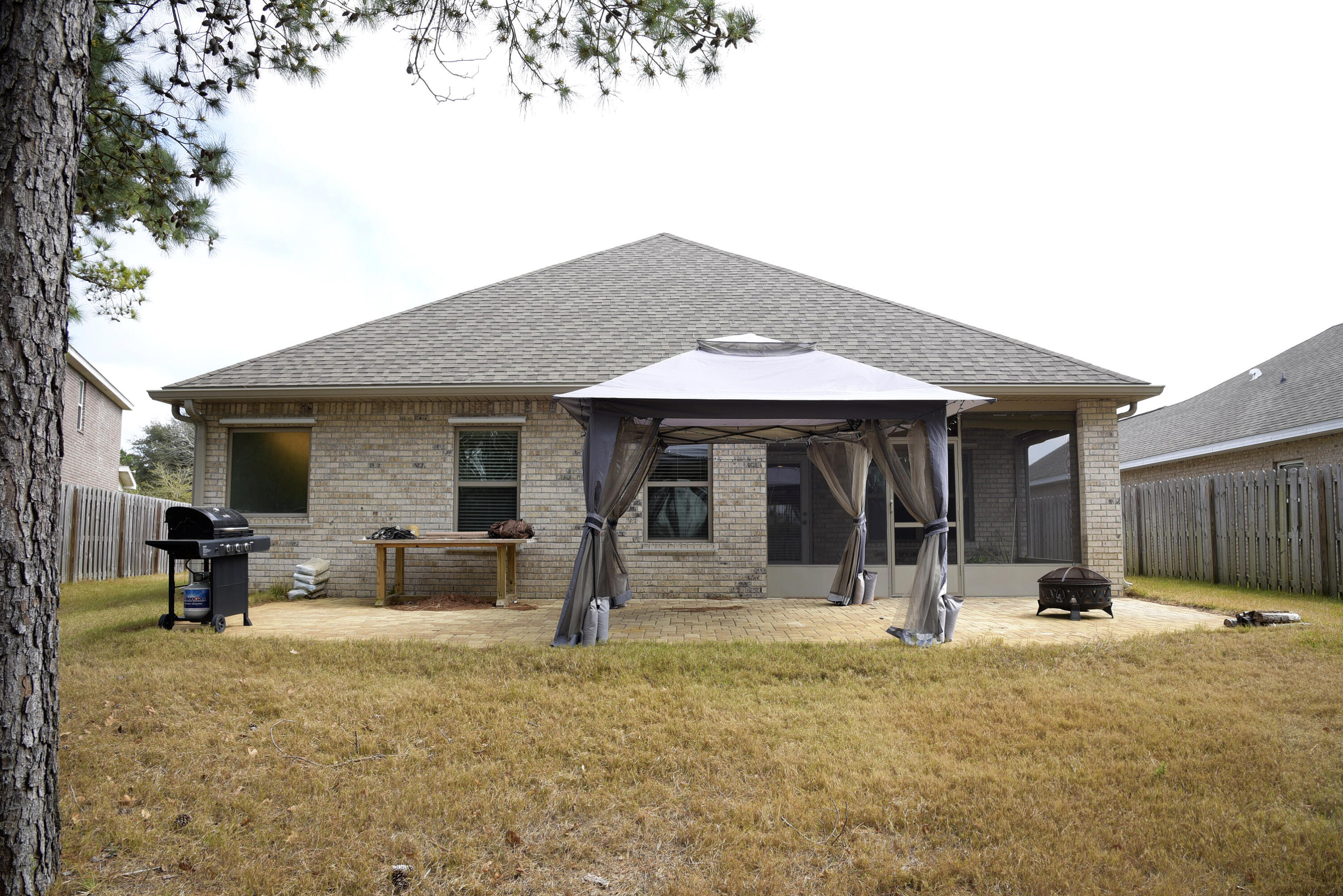 HAMMOCK BAY - Residential Lease