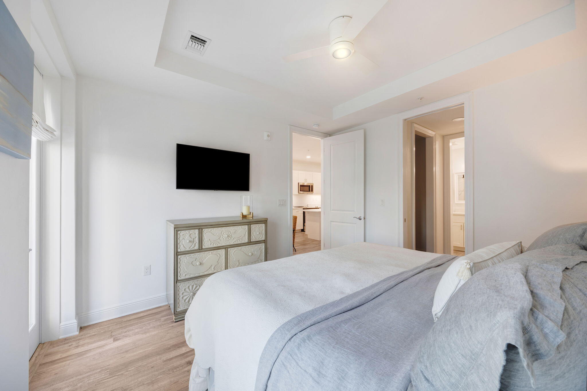 Gulf Place Residences - Residential