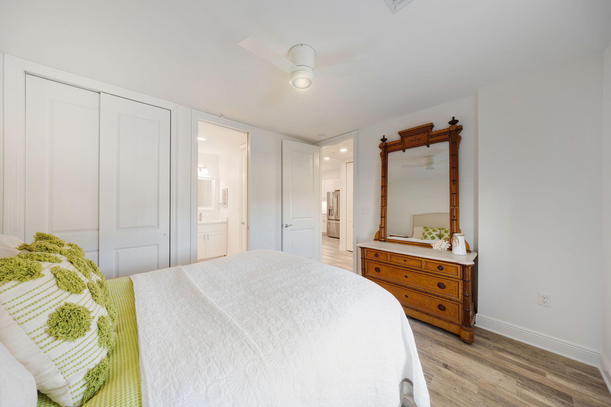 Gulf Place Residences - Residential