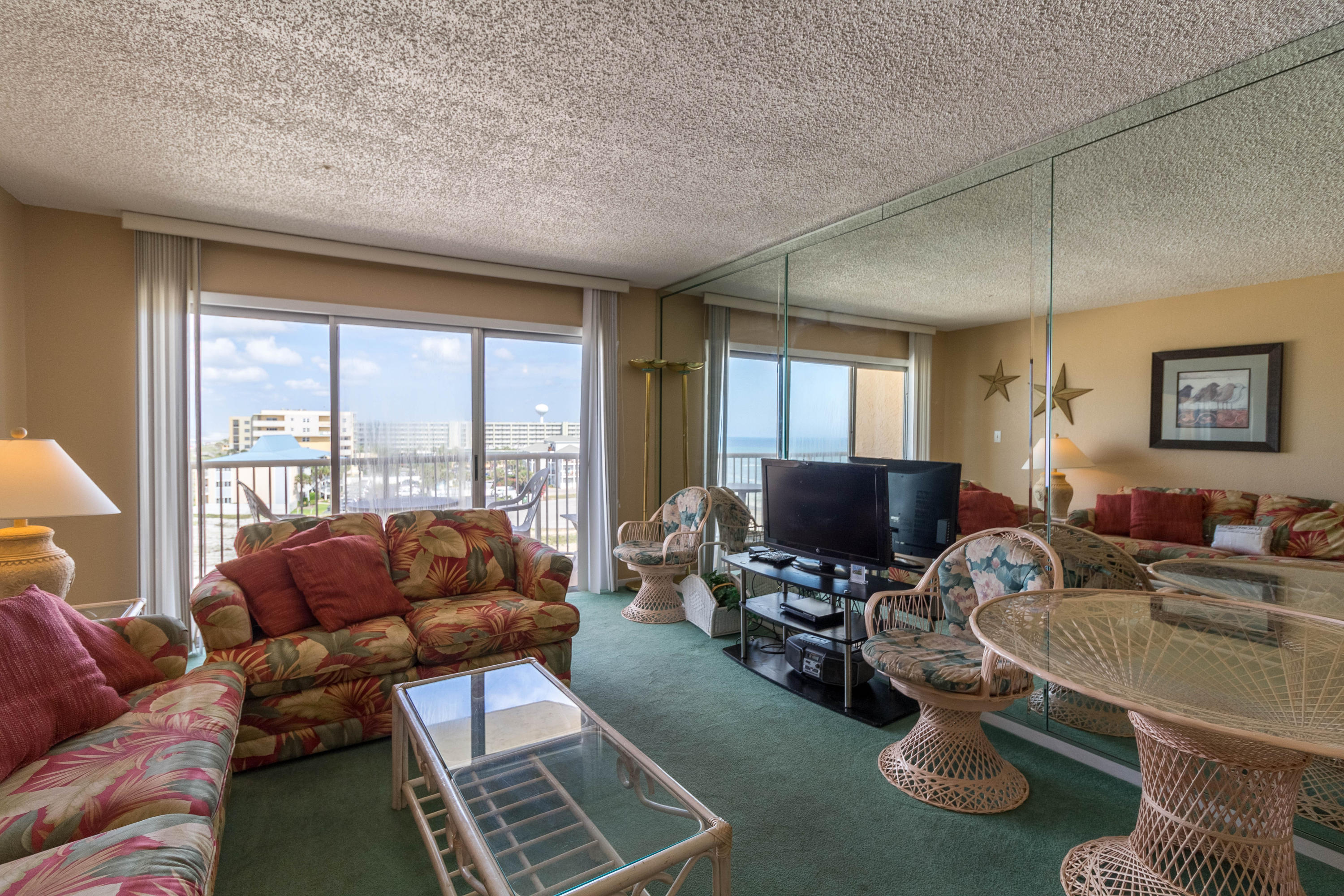 ISLANDER BEACH RESORT CONDO - Residential