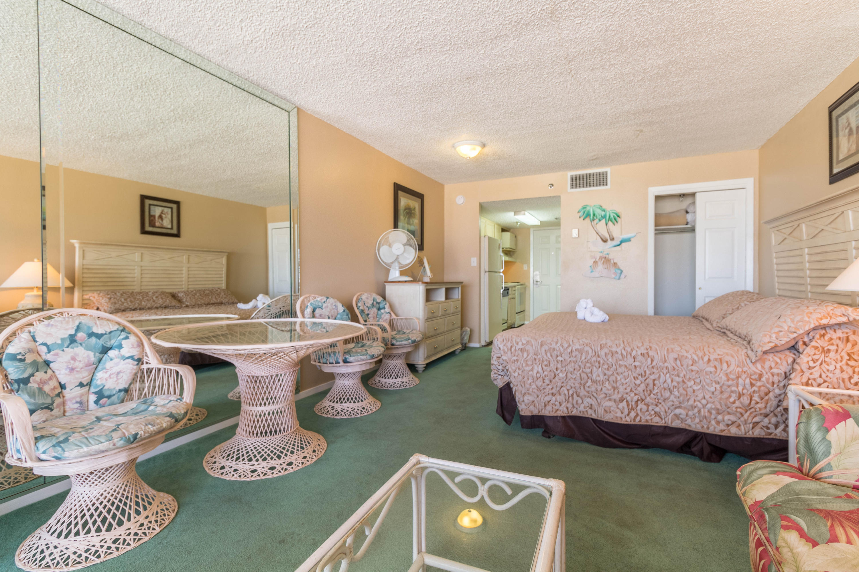 ISLANDER BEACH RESORT CONDO - Residential