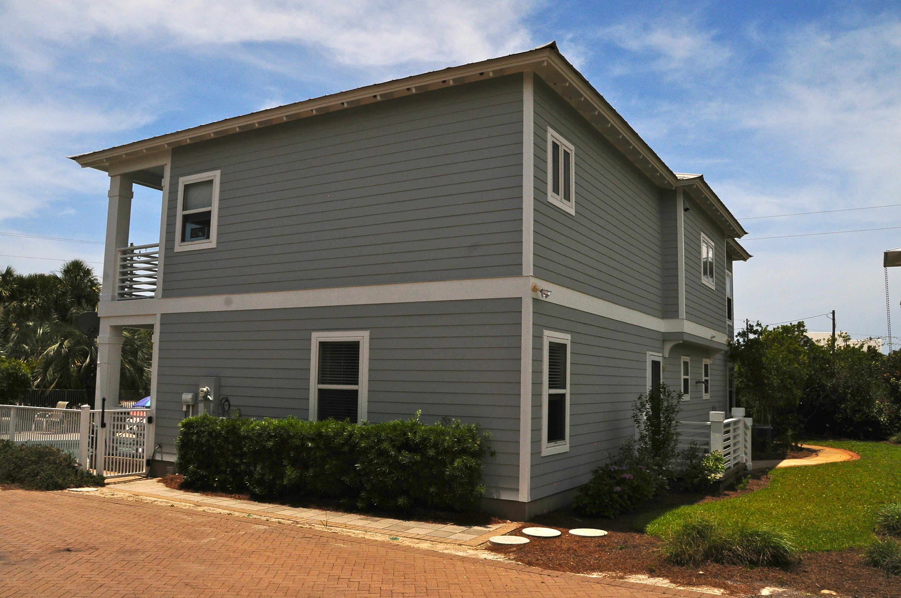 BLUE MOUNTAIN BEACH - Residential