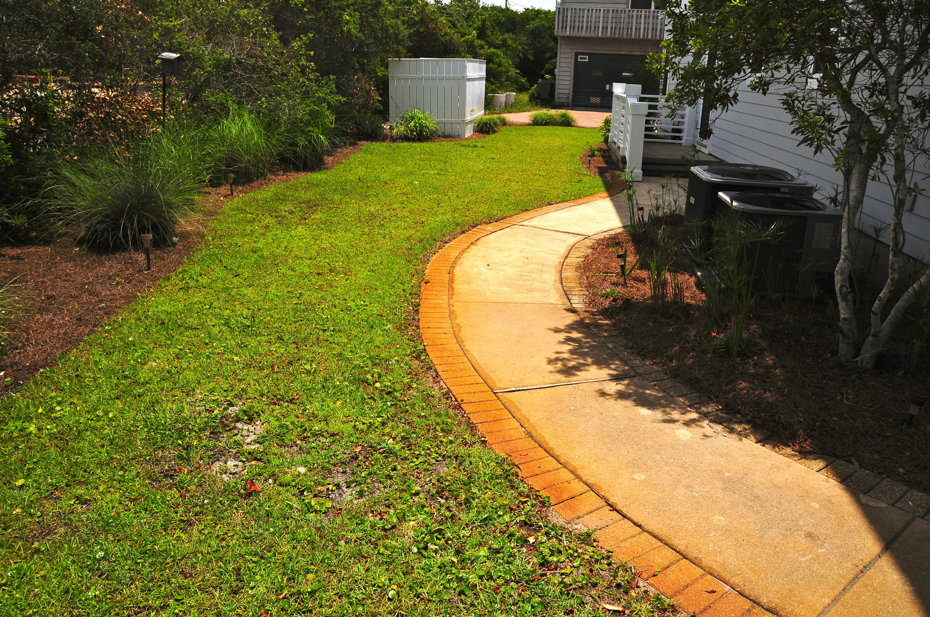 BLUE MOUNTAIN BEACH - Residential