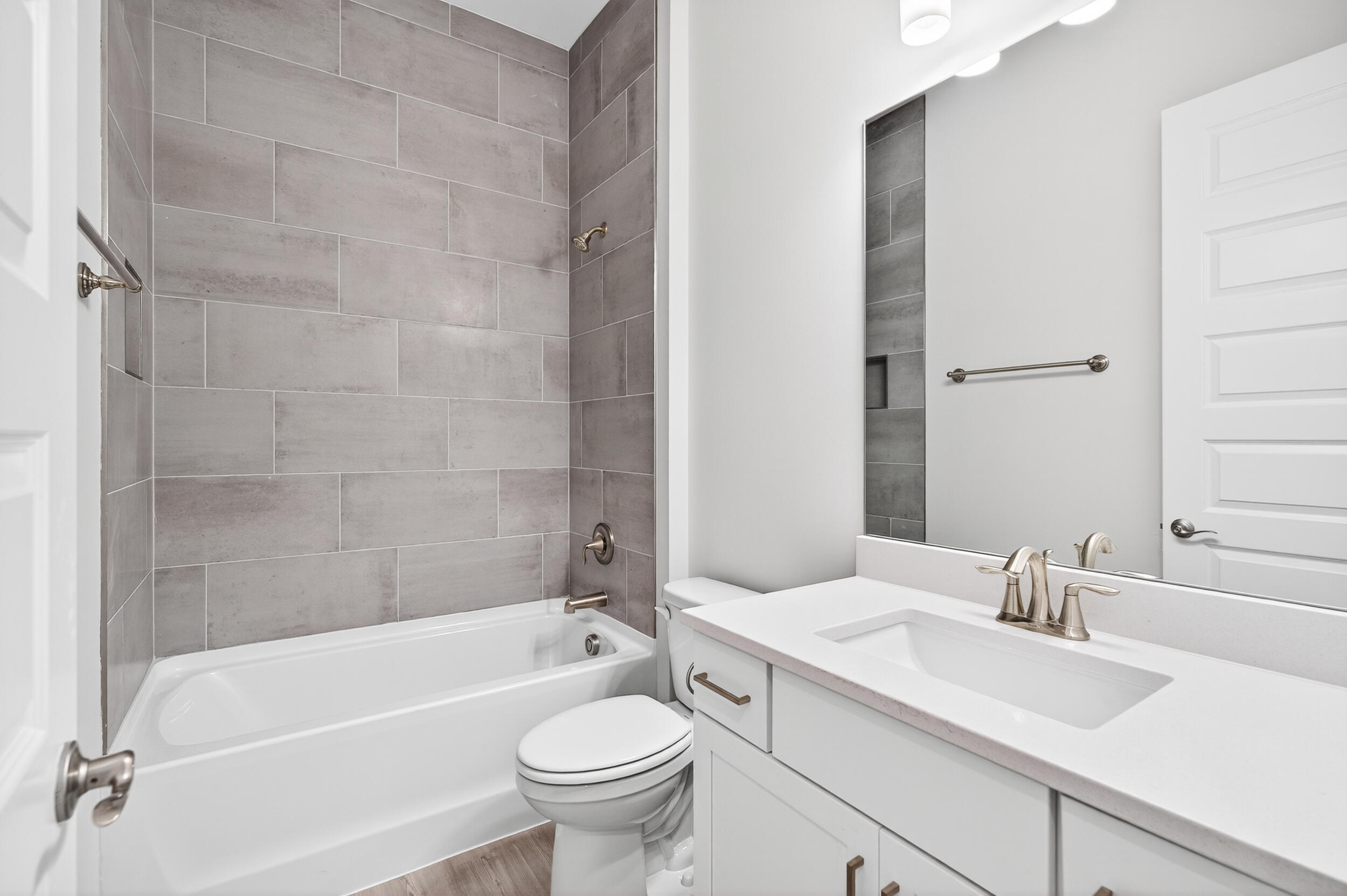 MAGNOLIA BAY ESTATES - Residential