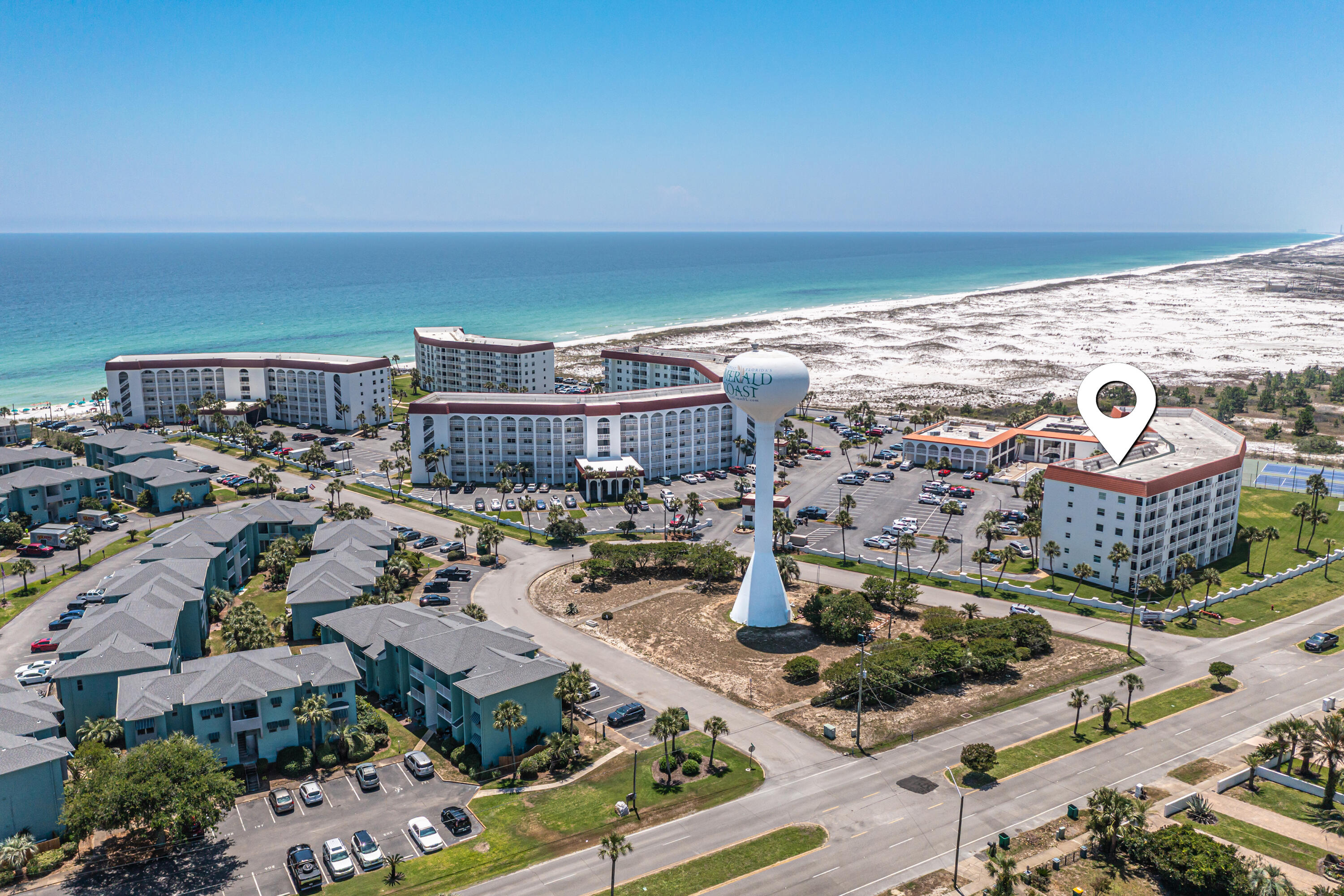EL MATADOR CONDO - Residential