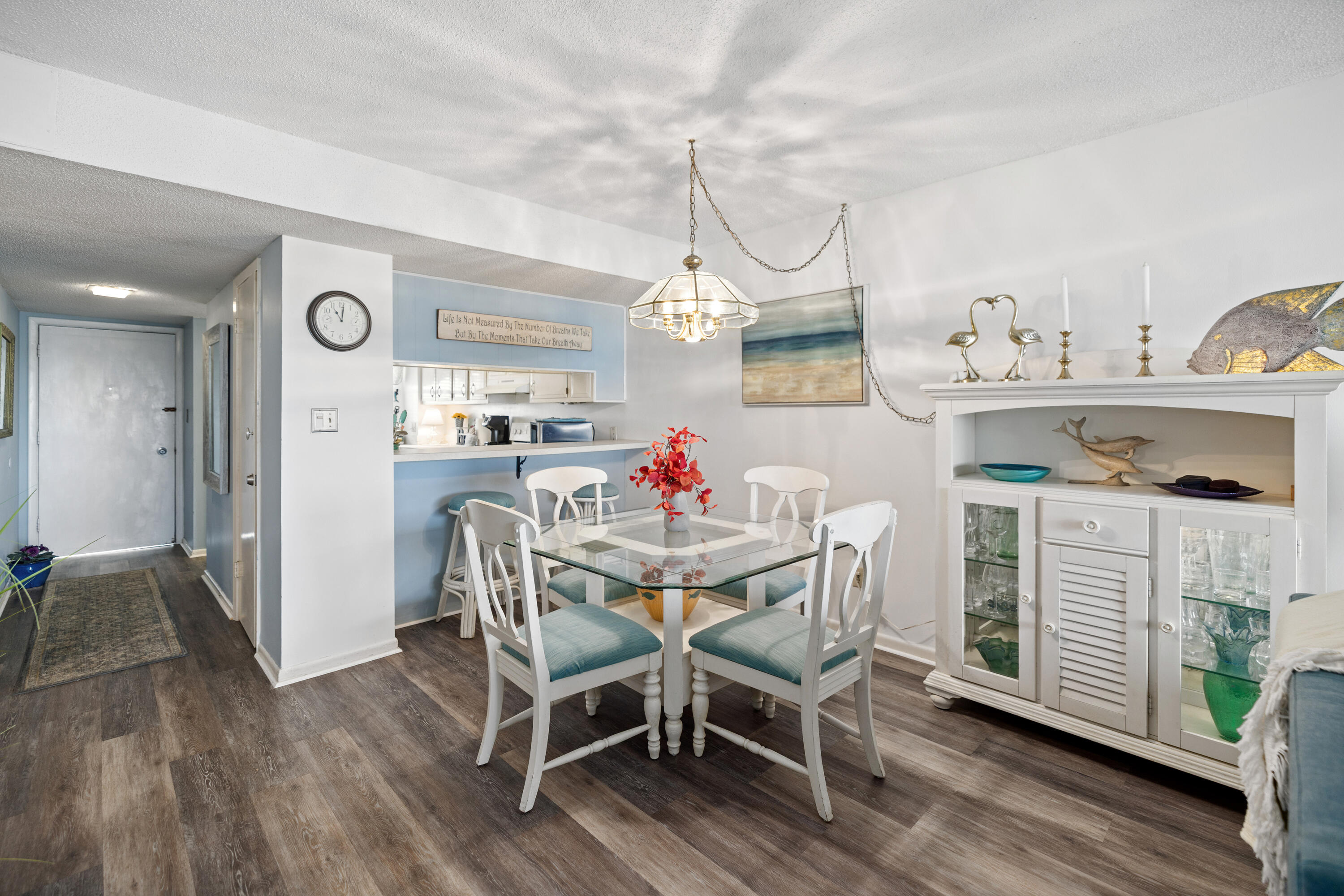 EL MATADOR CONDO - Residential