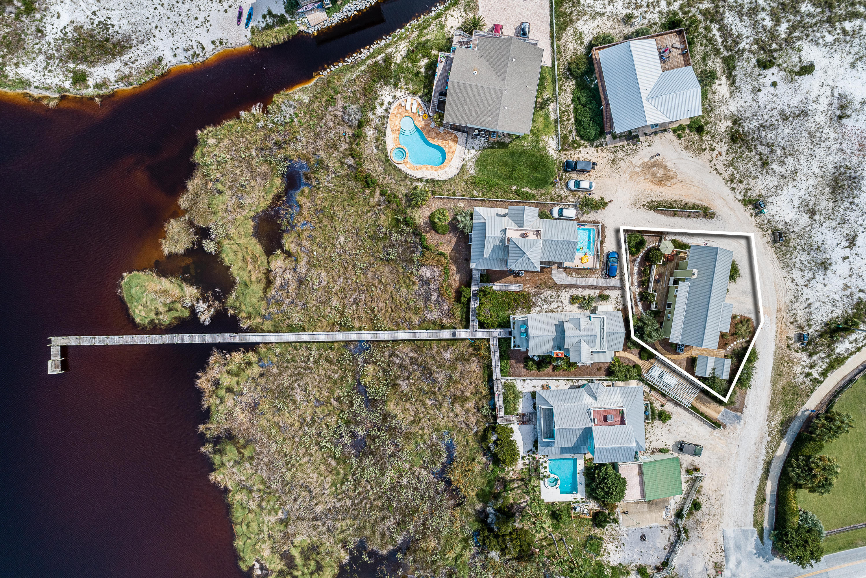 OYSTER LAKE - Residential