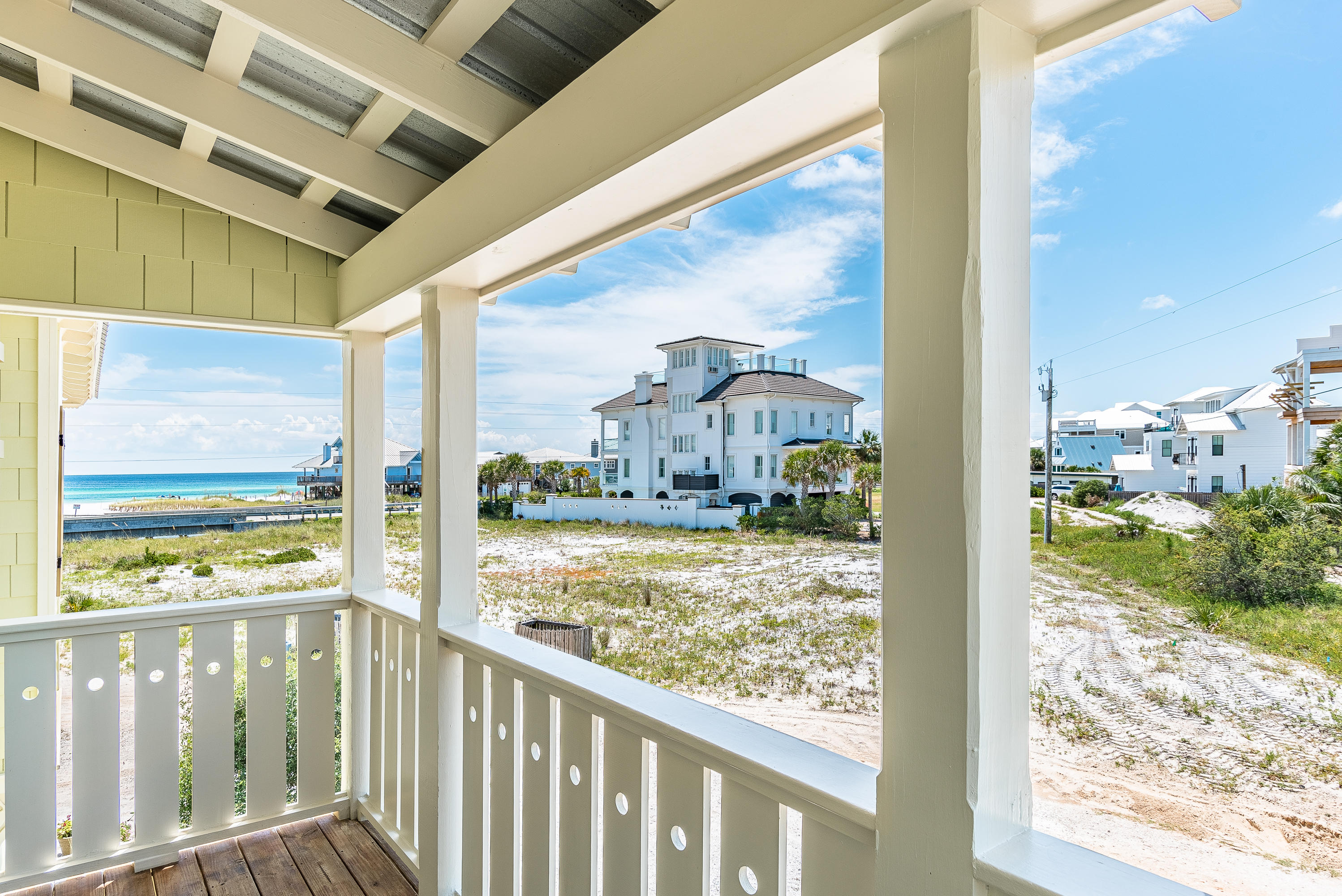 OYSTER LAKE - Residential