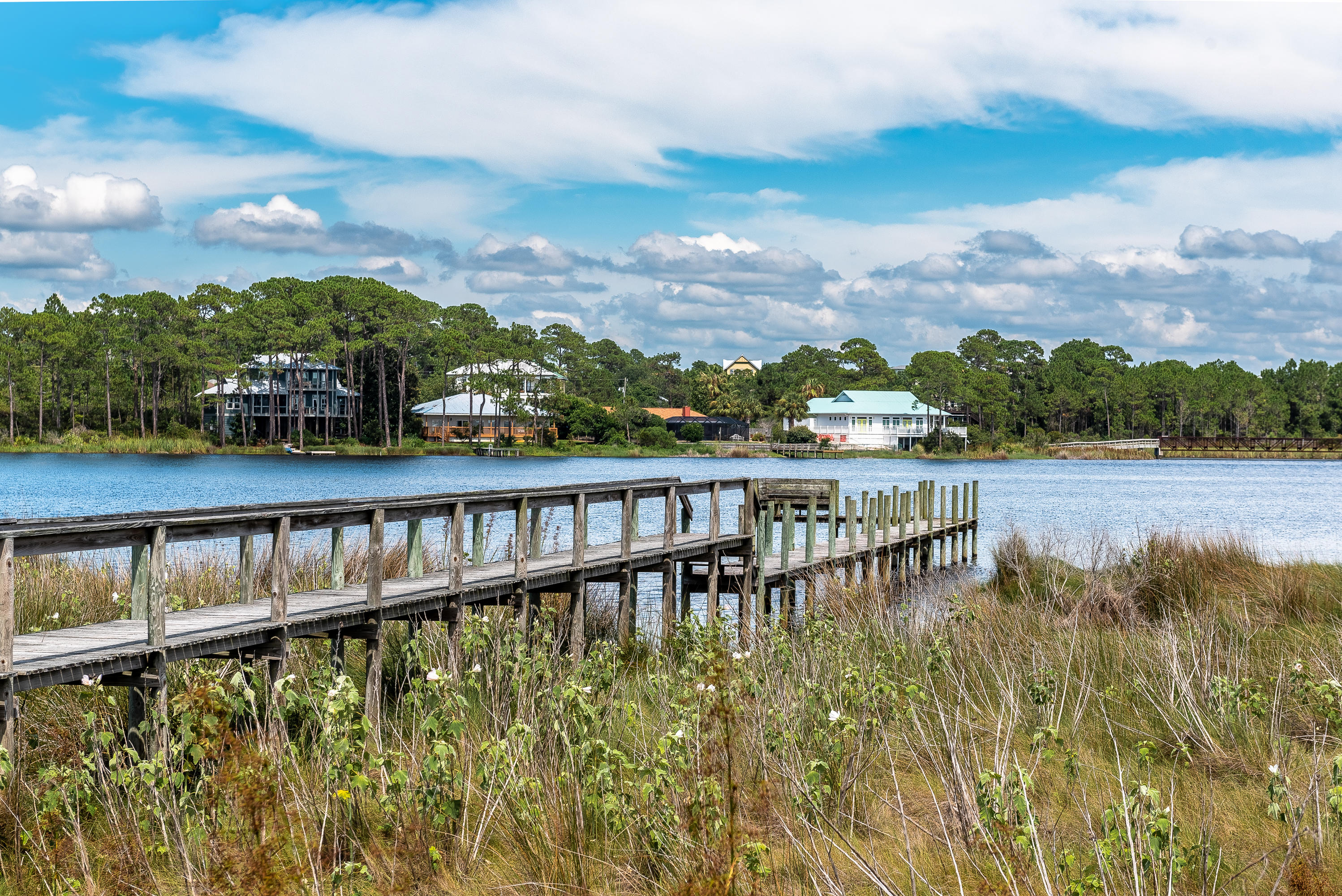 OYSTER LAKE - Residential