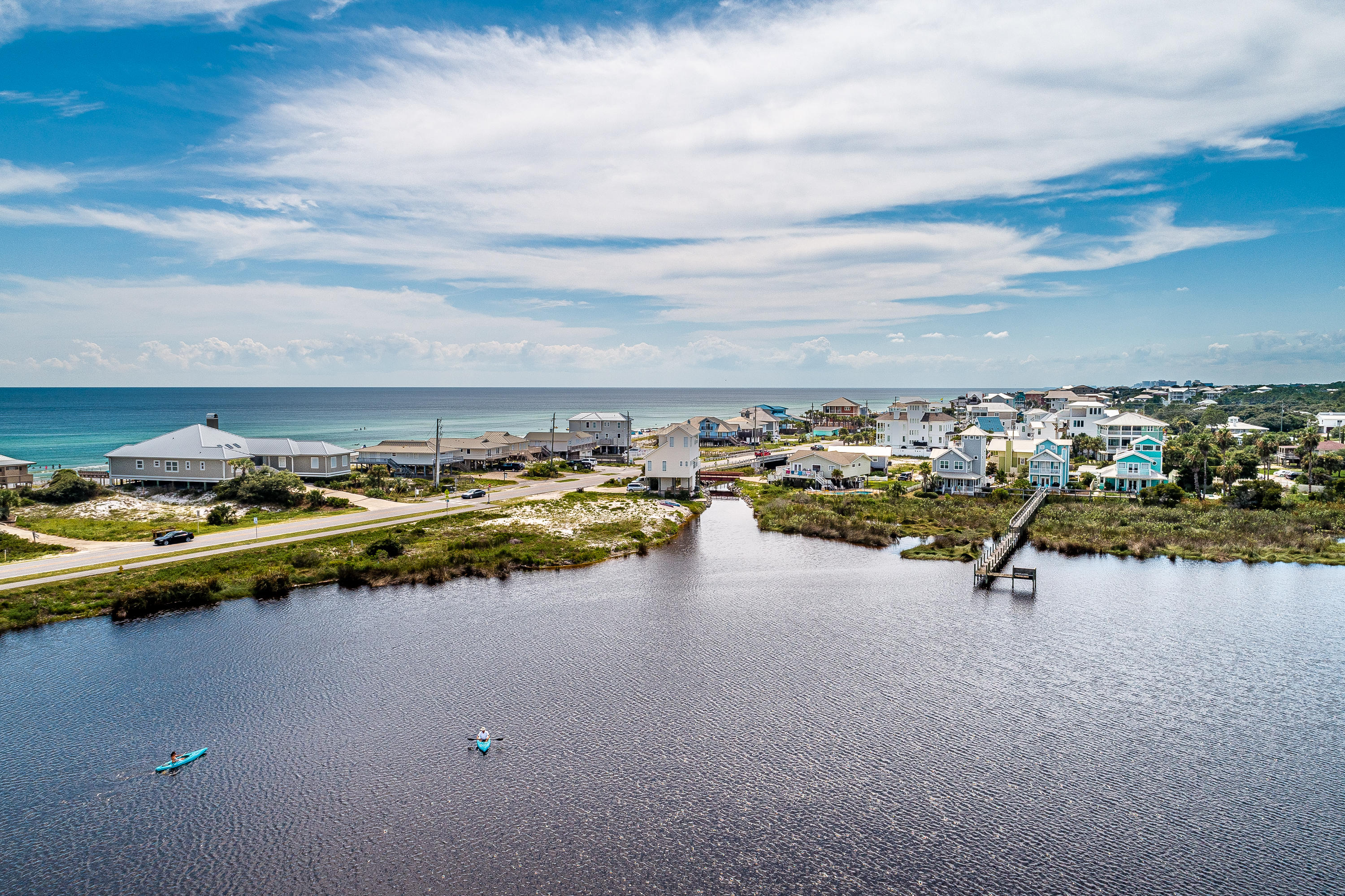 OYSTER LAKE - Residential