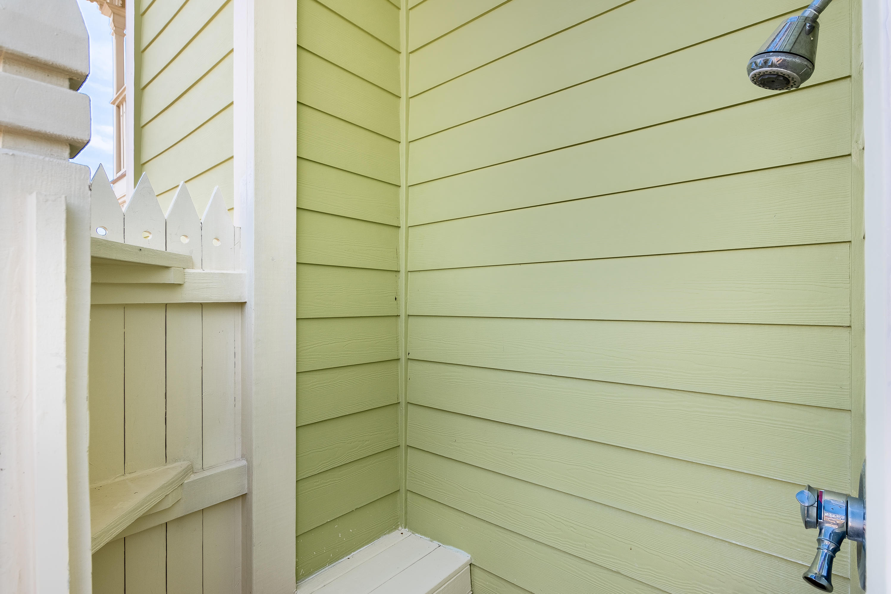 OYSTER LAKE - Residential