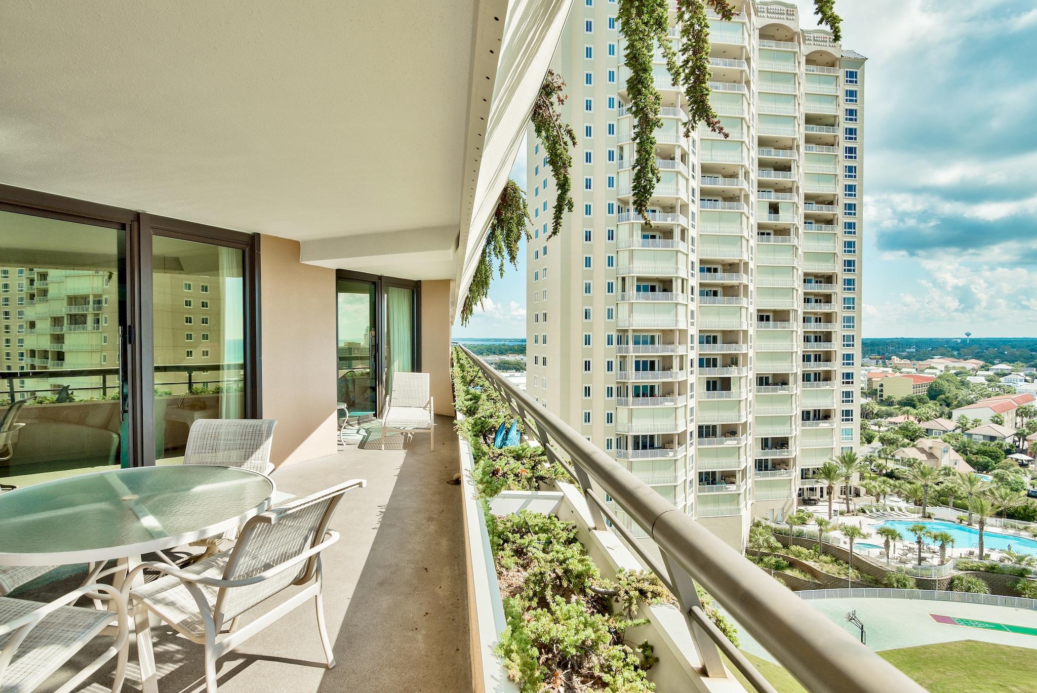 EDGEWATER BEACH CONDO PH 1 - Residential