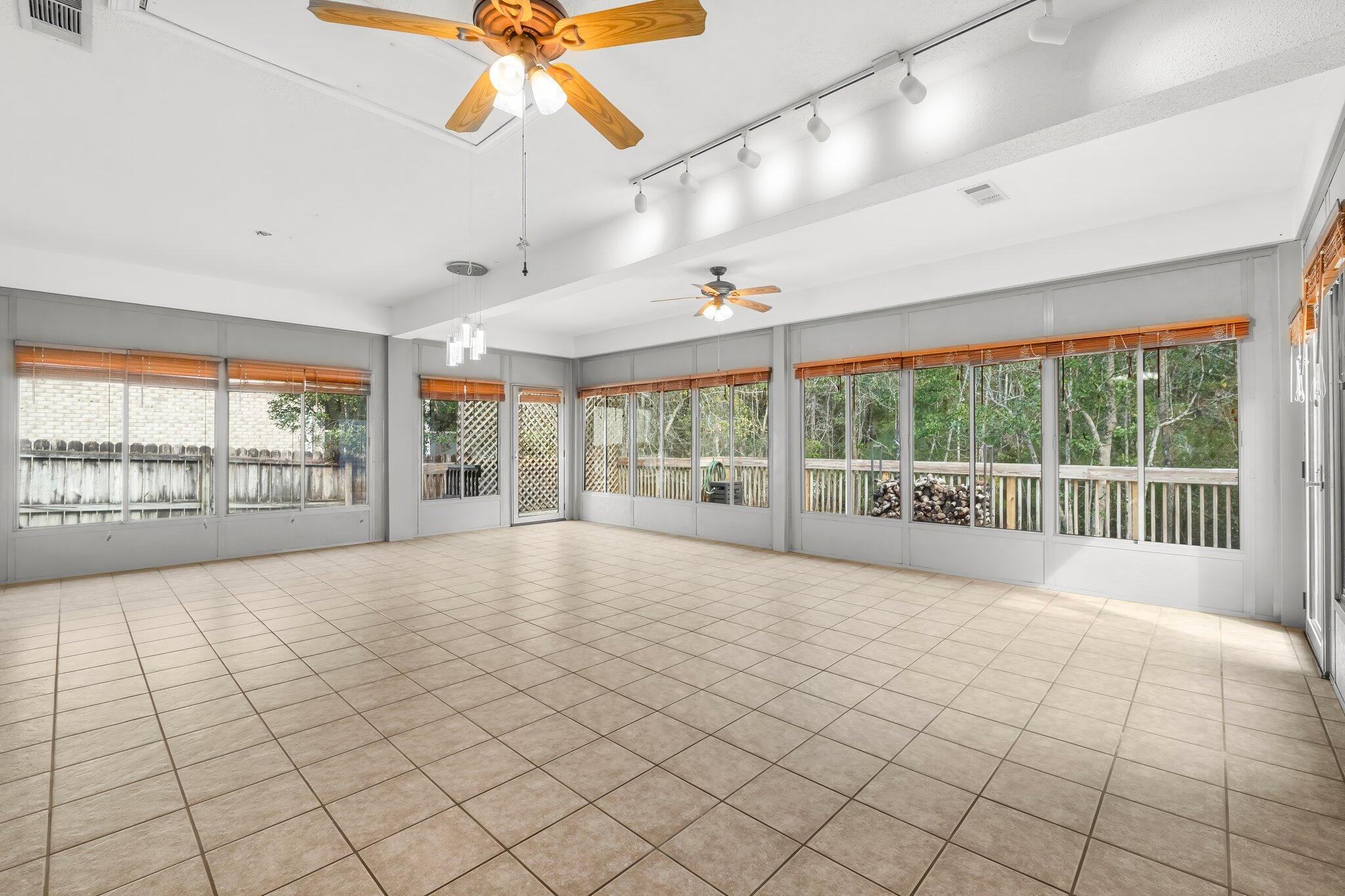 HUNTINGTON S/D PH 2 - Residential
