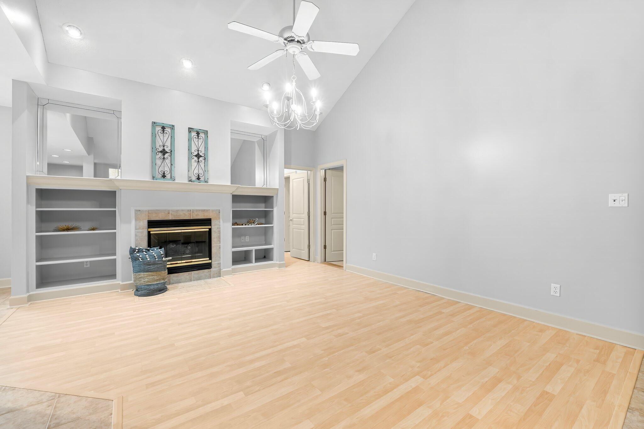 HUNTINGTON S/D PH 2 - Residential
