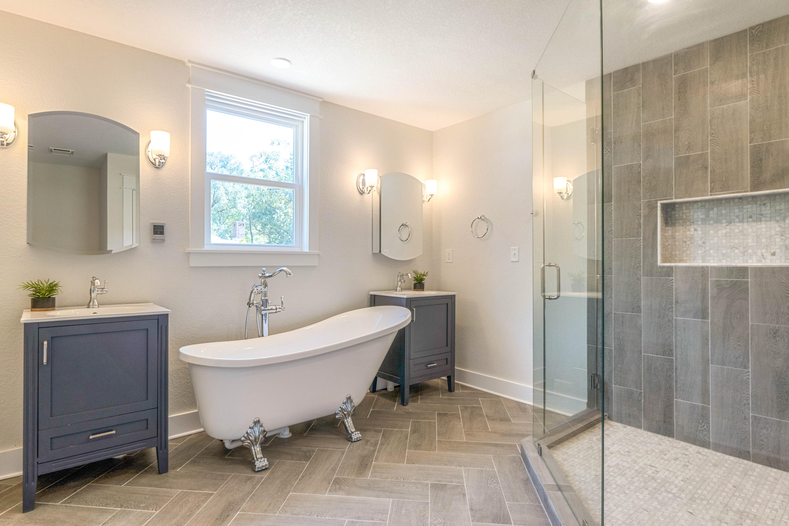 FLORIDA HEIGHTS - Residential