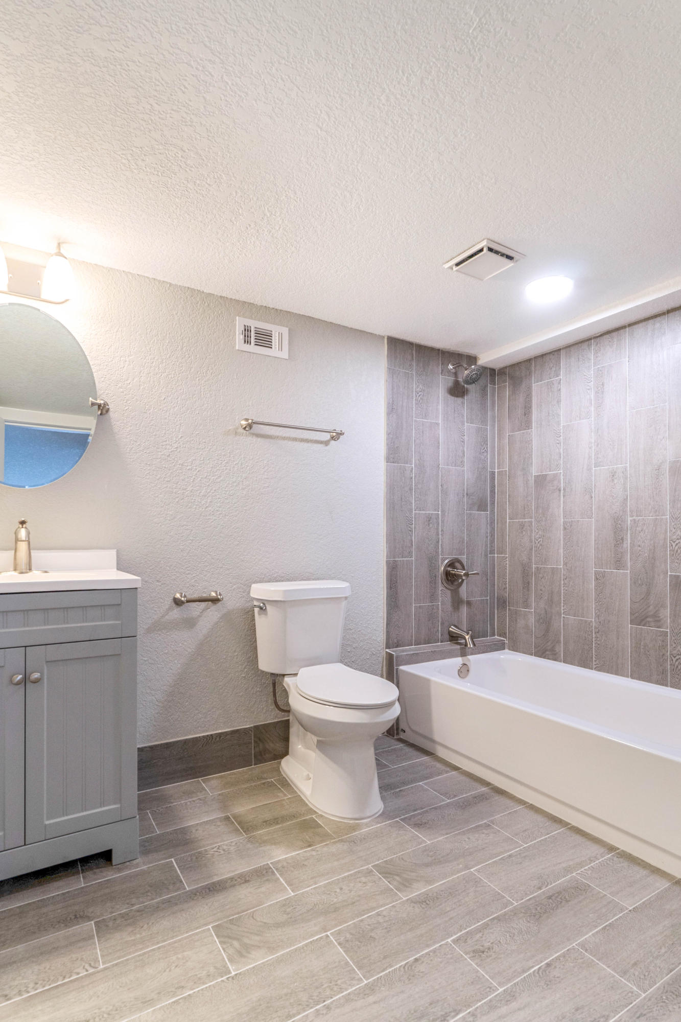 FLORIDA HEIGHTS - Residential