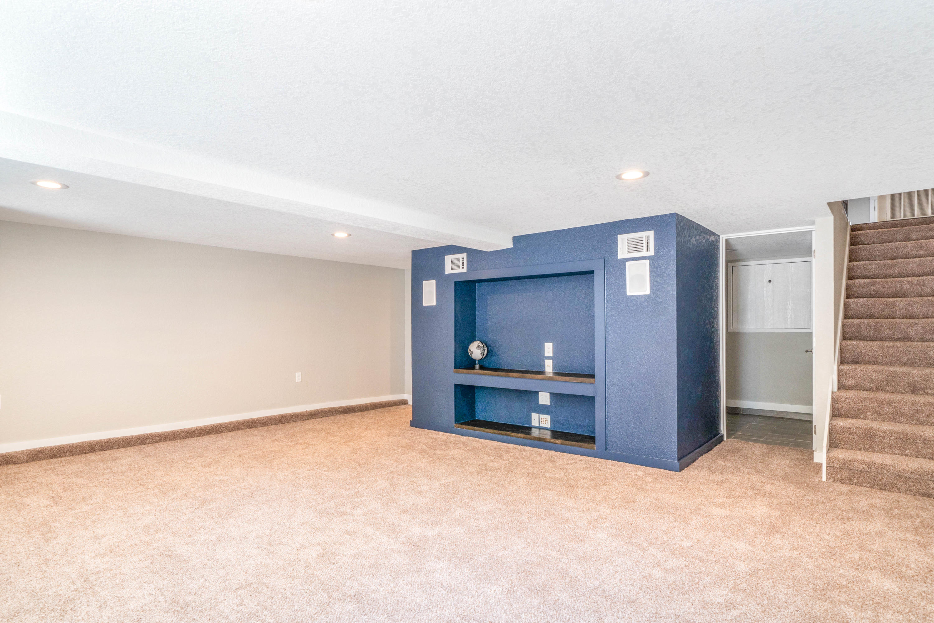 FLORIDA HEIGHTS - Residential