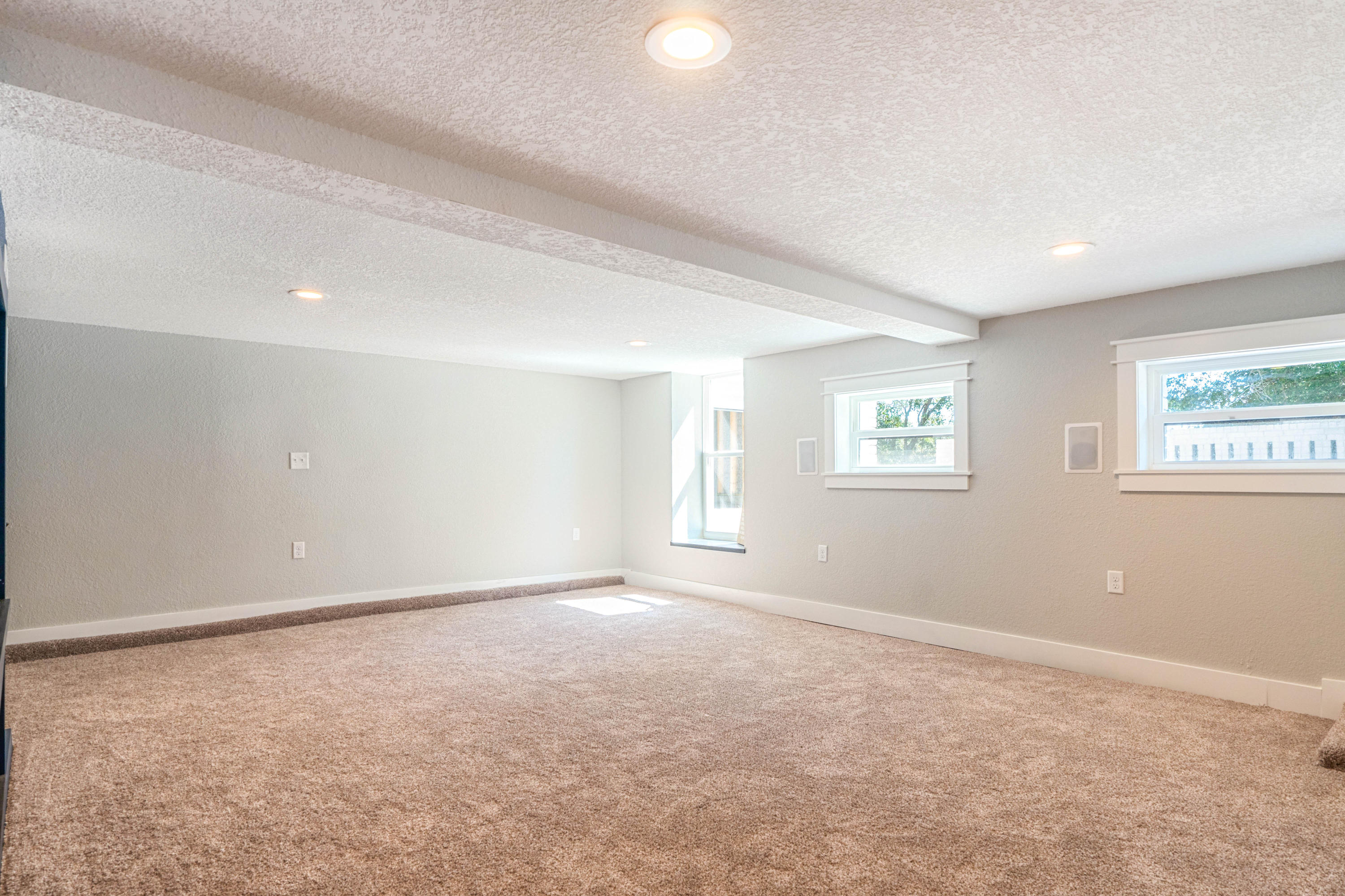 FLORIDA HEIGHTS - Residential