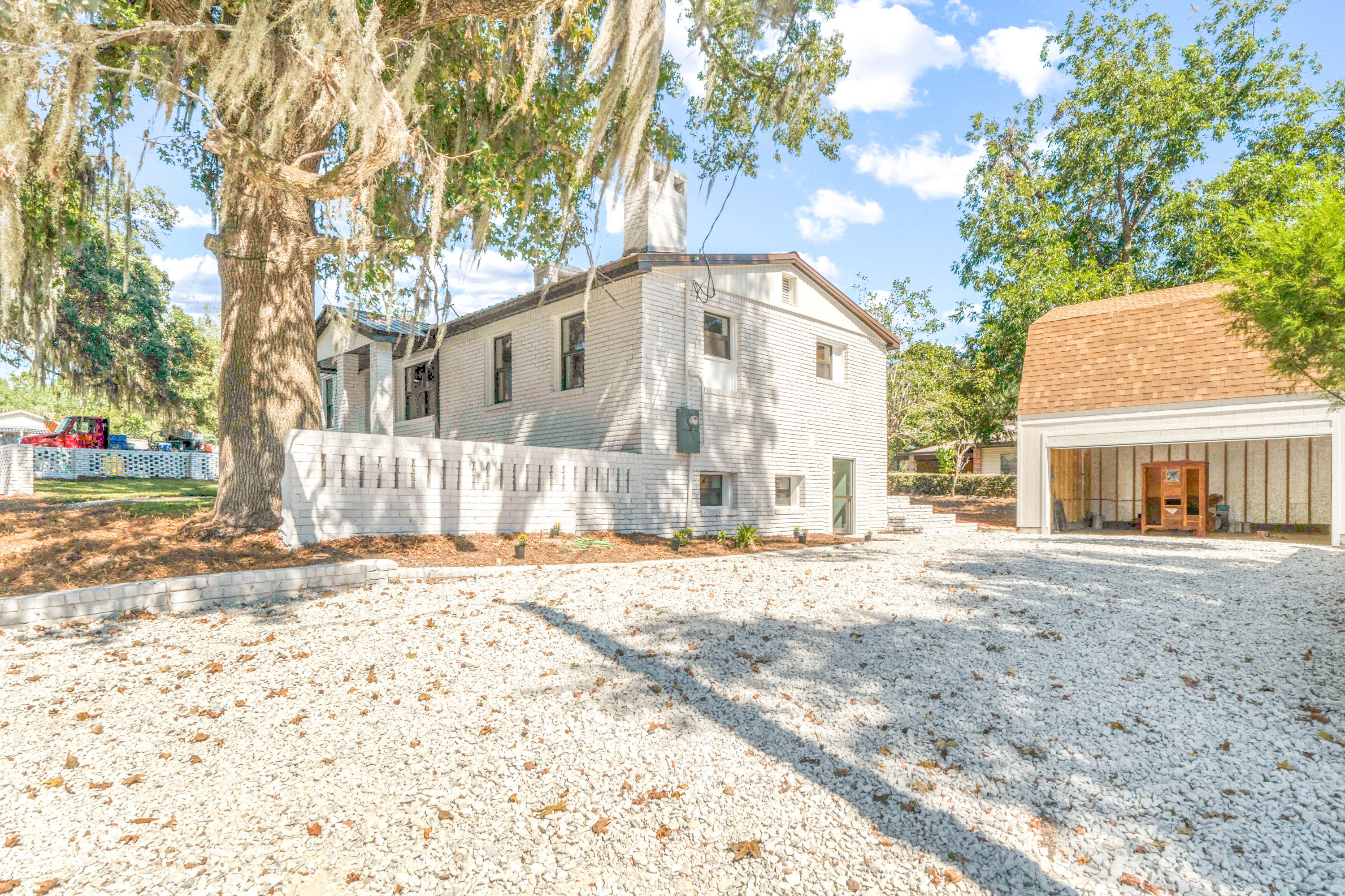 FLORIDA HEIGHTS - Residential