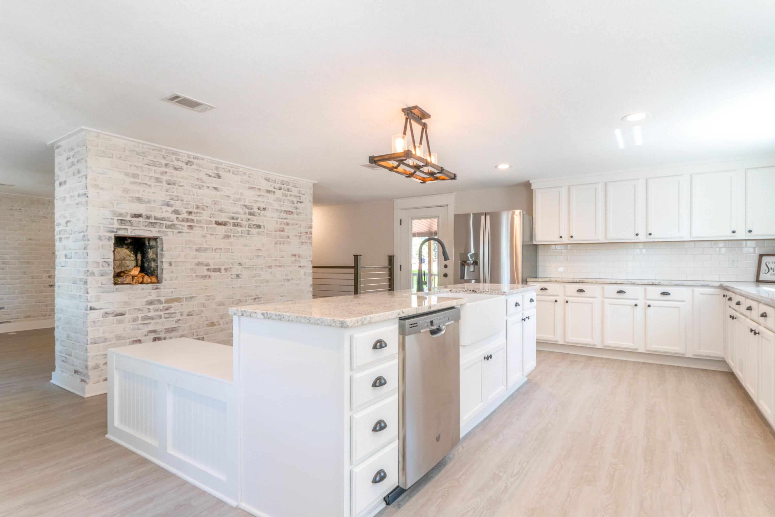 FLORIDA HEIGHTS - Residential