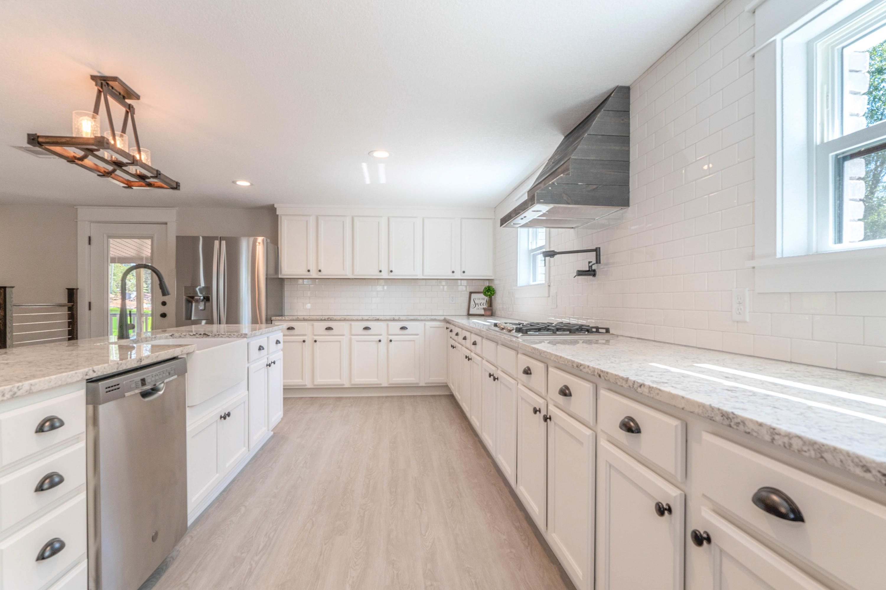 FLORIDA HEIGHTS - Residential