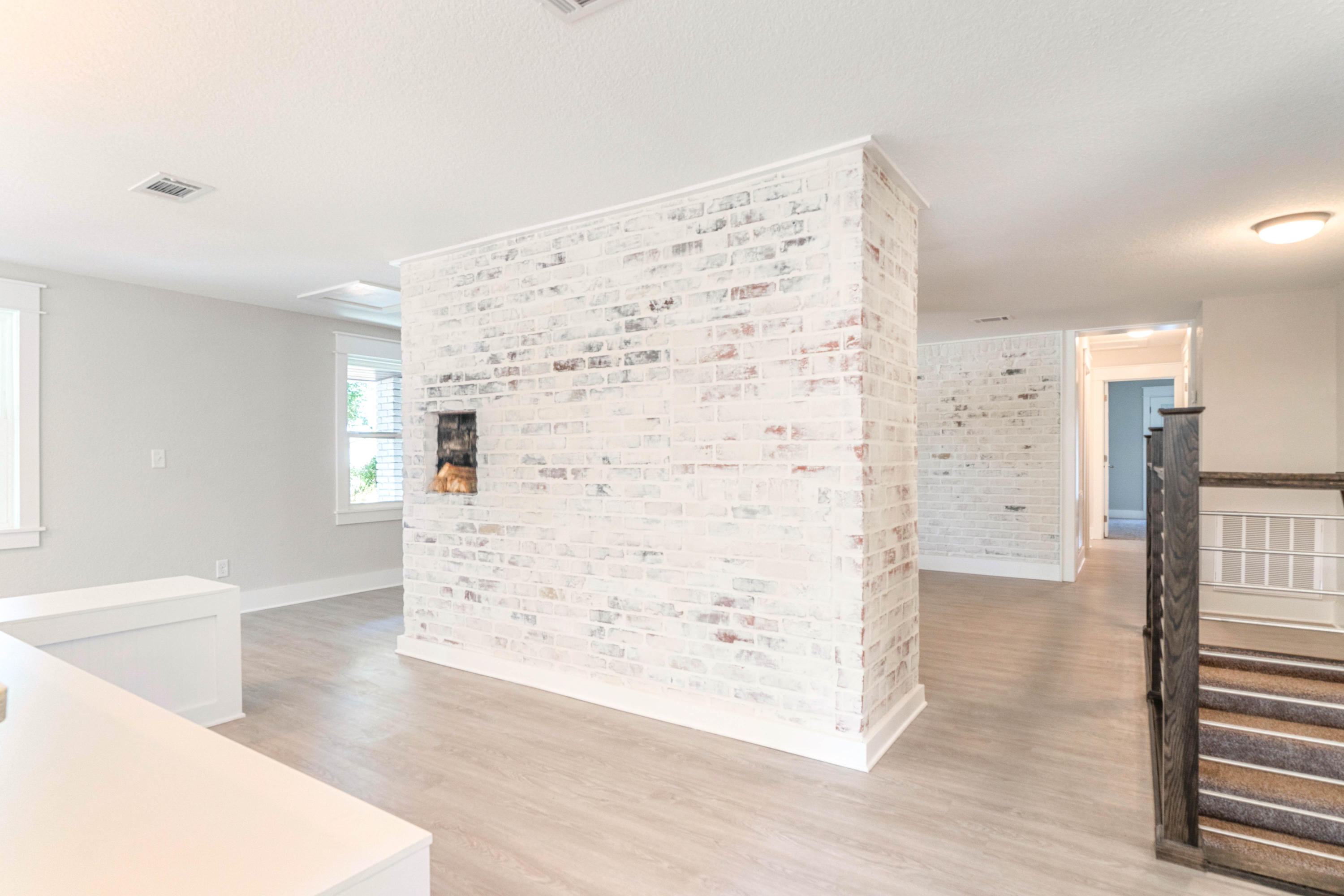 FLORIDA HEIGHTS - Residential