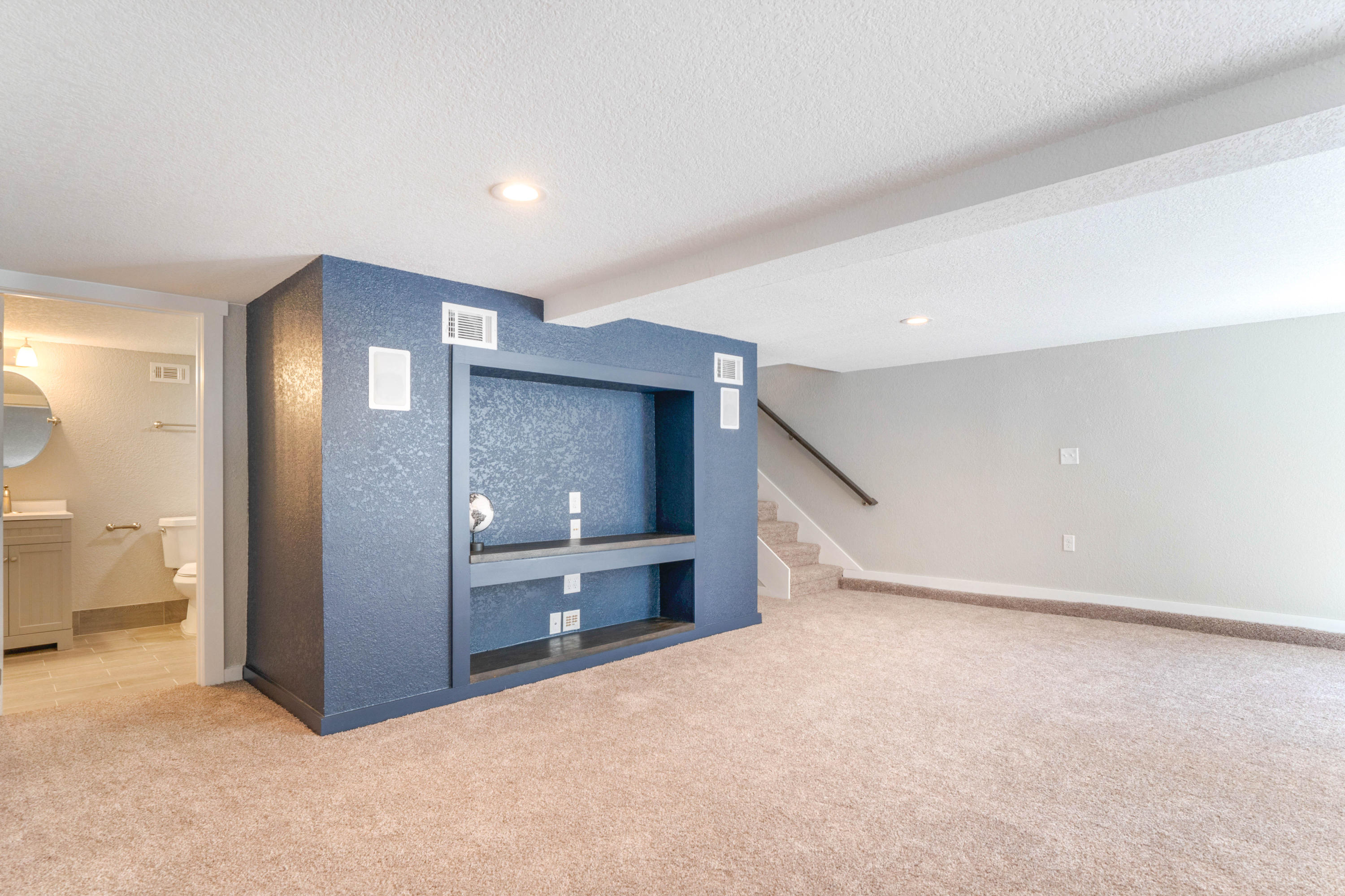 FLORIDA HEIGHTS - Residential